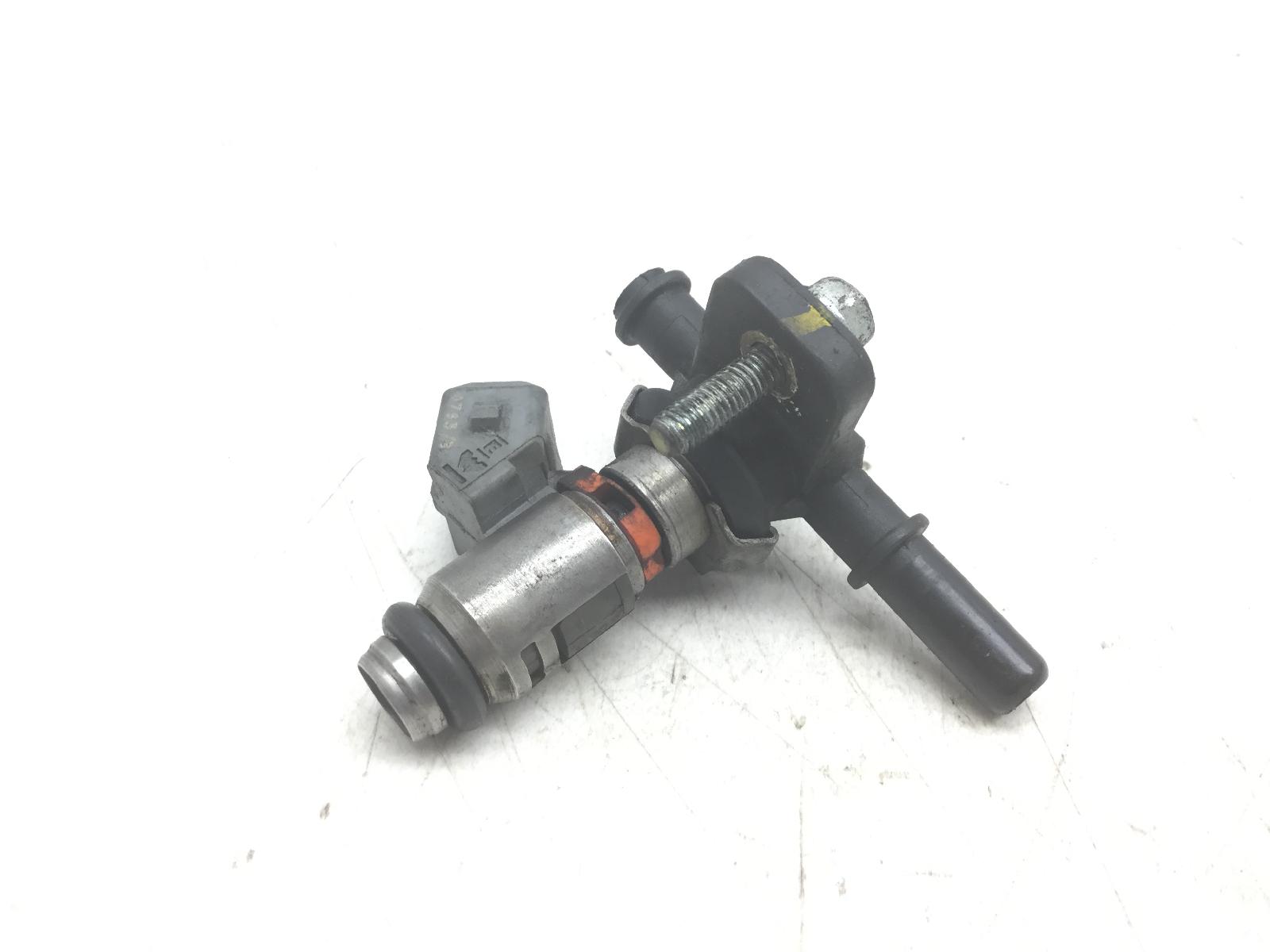 Piaggio beverly 125 iniettore benzina carburante 2010 2015 zamp69100