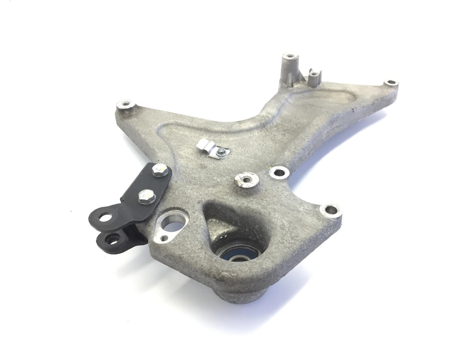 Piaggio beverly 125 staffa supporto scarico marmitta 2010 2015 zamp69100