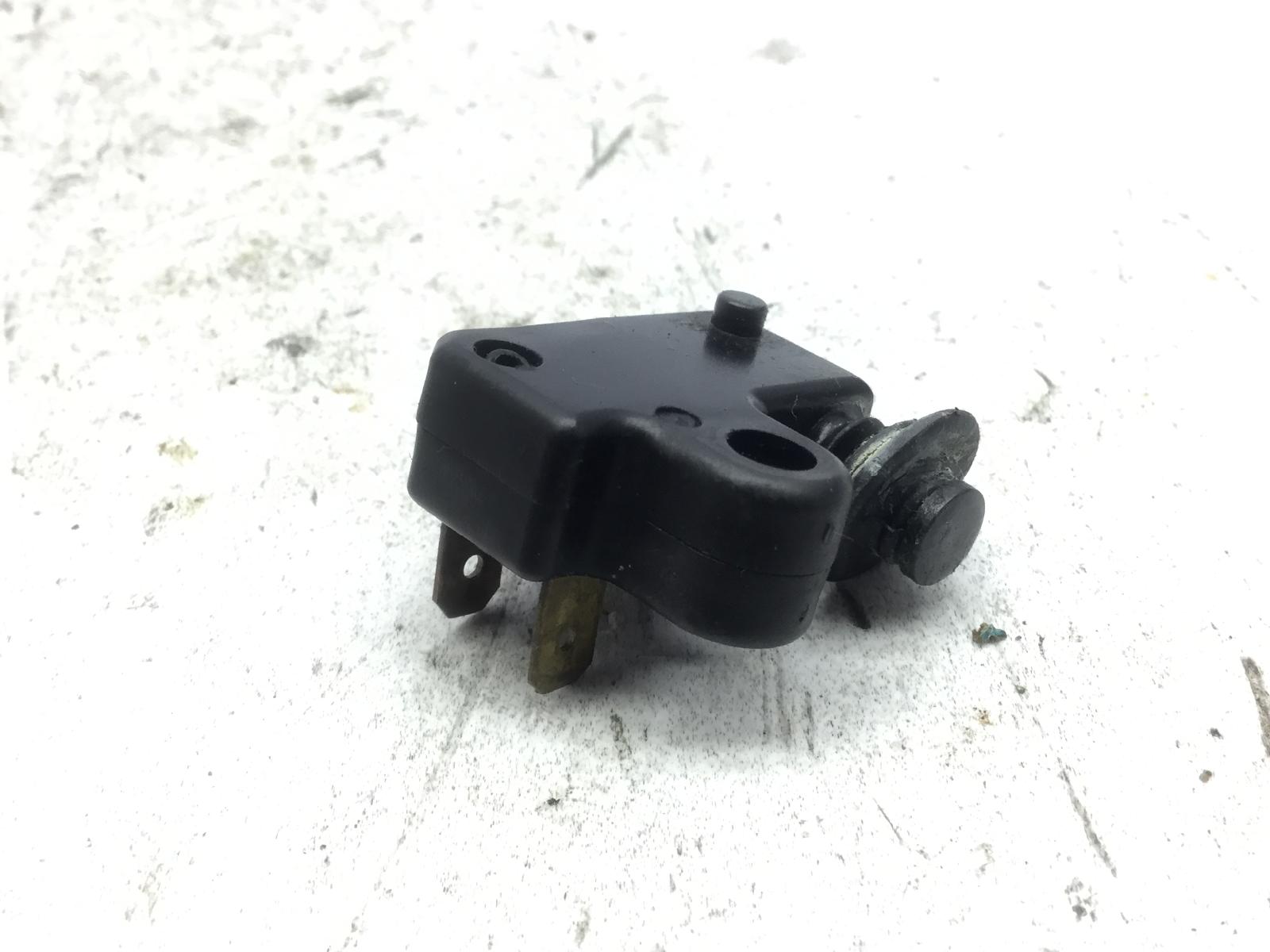 Yamaha x-max 125 sensore stop microstop freno posteriore sinistro 2008 2009 se321