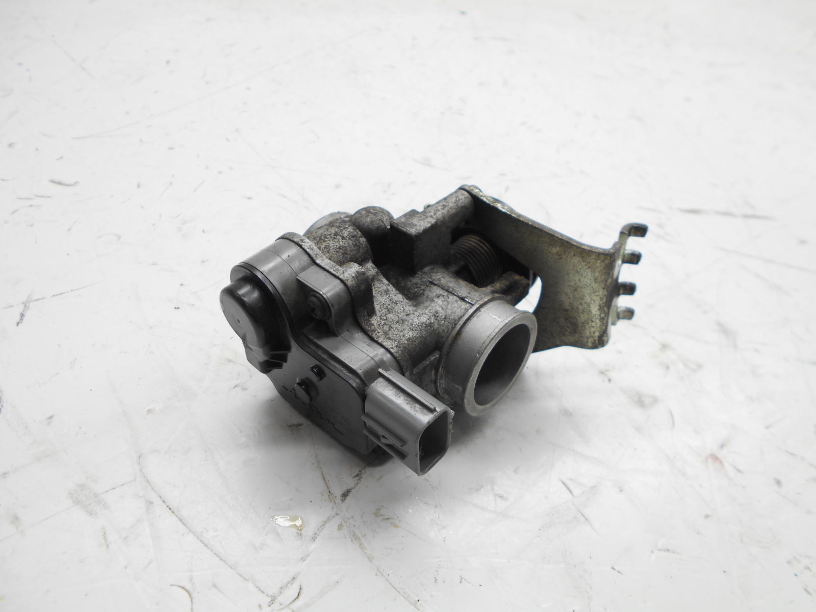 Suzuki sixteen 125 corpo farfallato 2008 2011 cn111