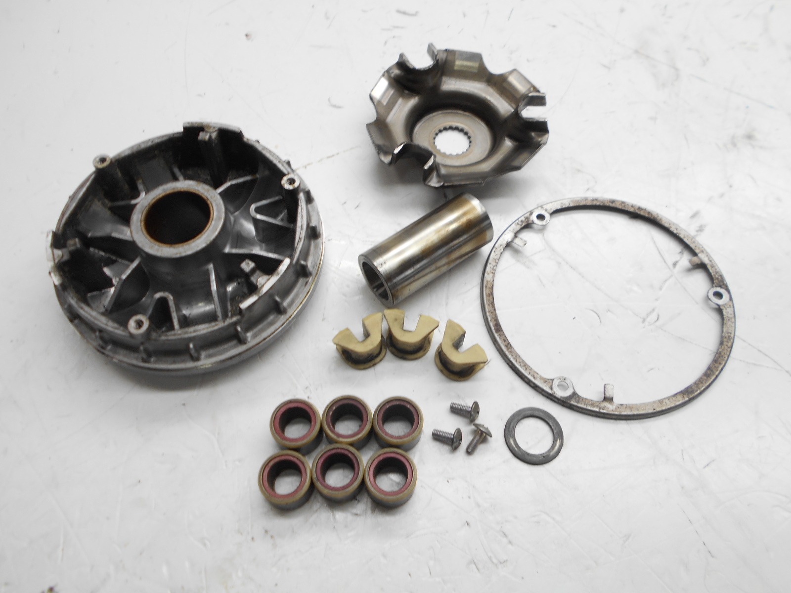 Suzuki sixteen 125 puleggia mobile variatore 2008 2011 cn111