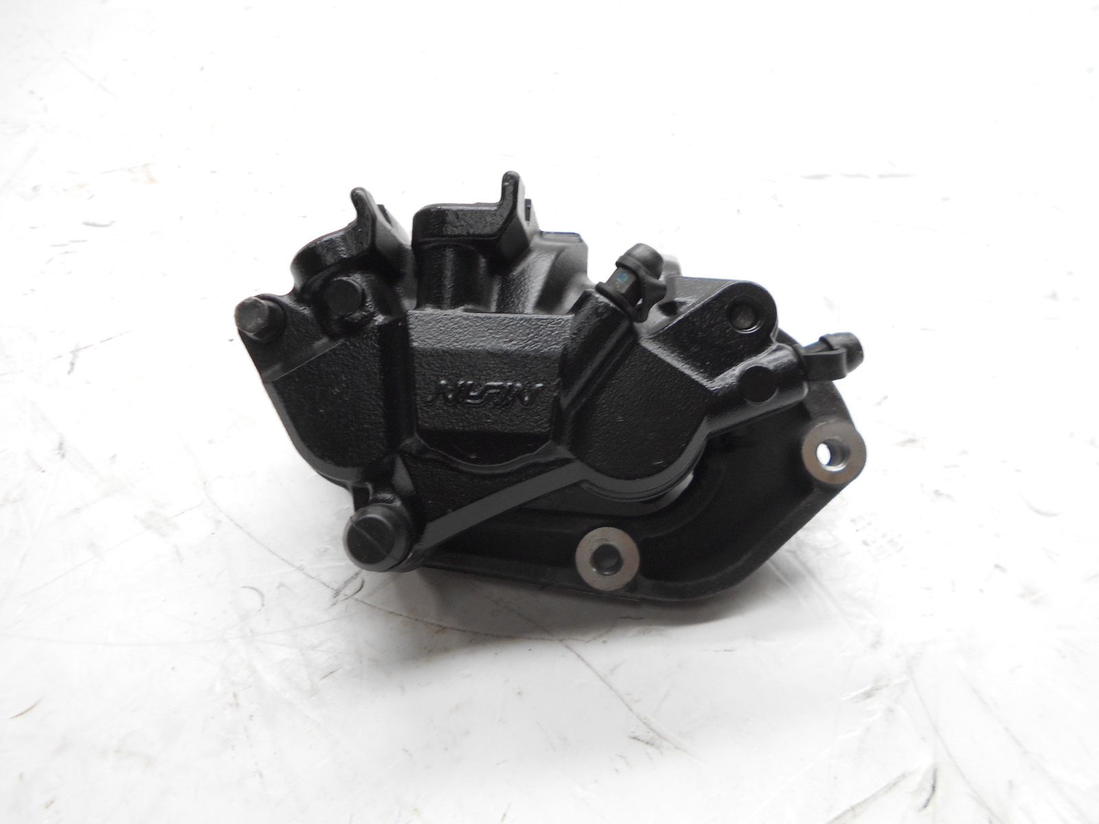 Suzuki sixteen 125 pinza freno anteriore 2008 2011 cn111