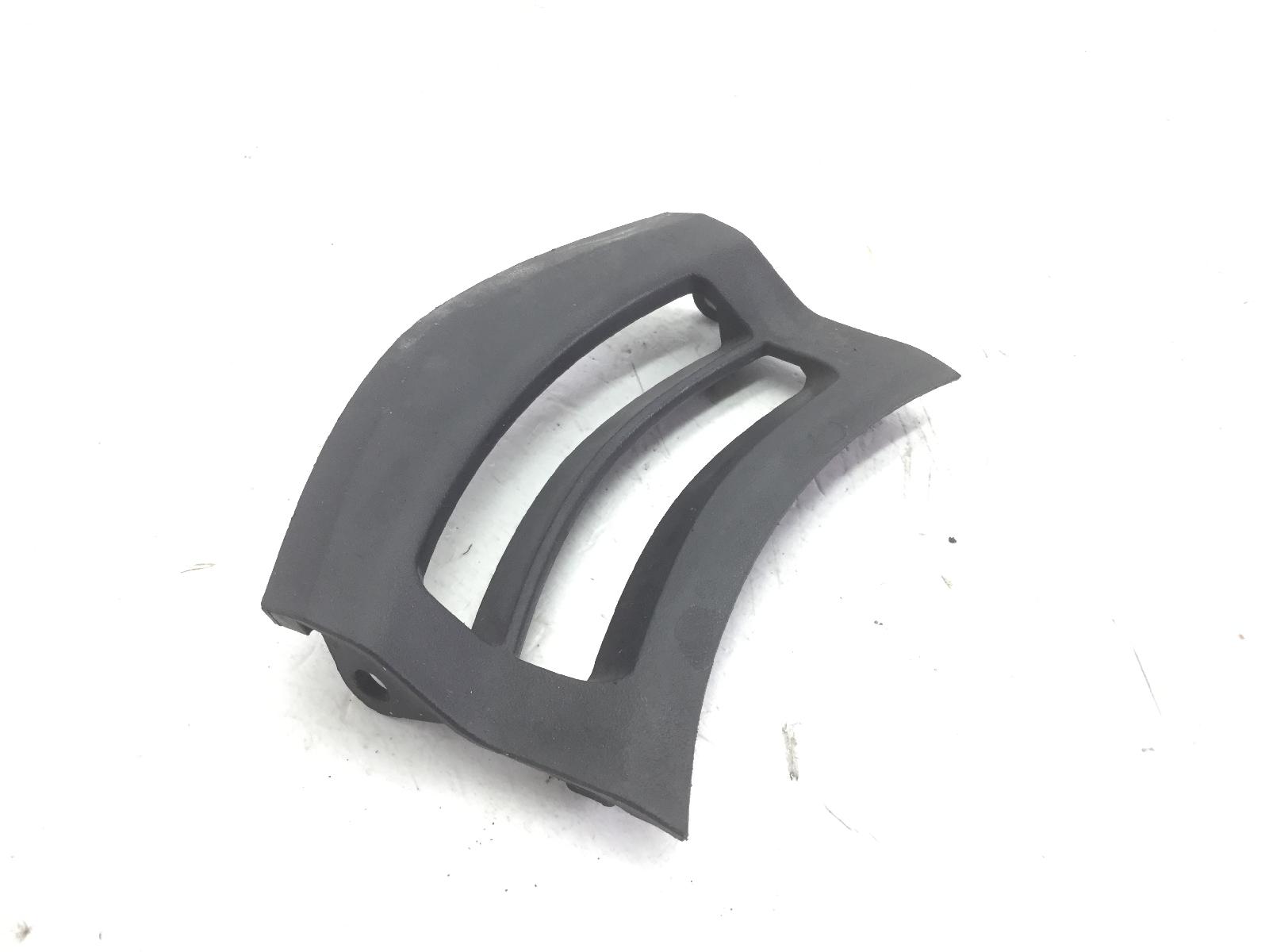 Suzuki sixteen 125 coperchio chiusura superiore carena controscudo 2008 2011 cn111