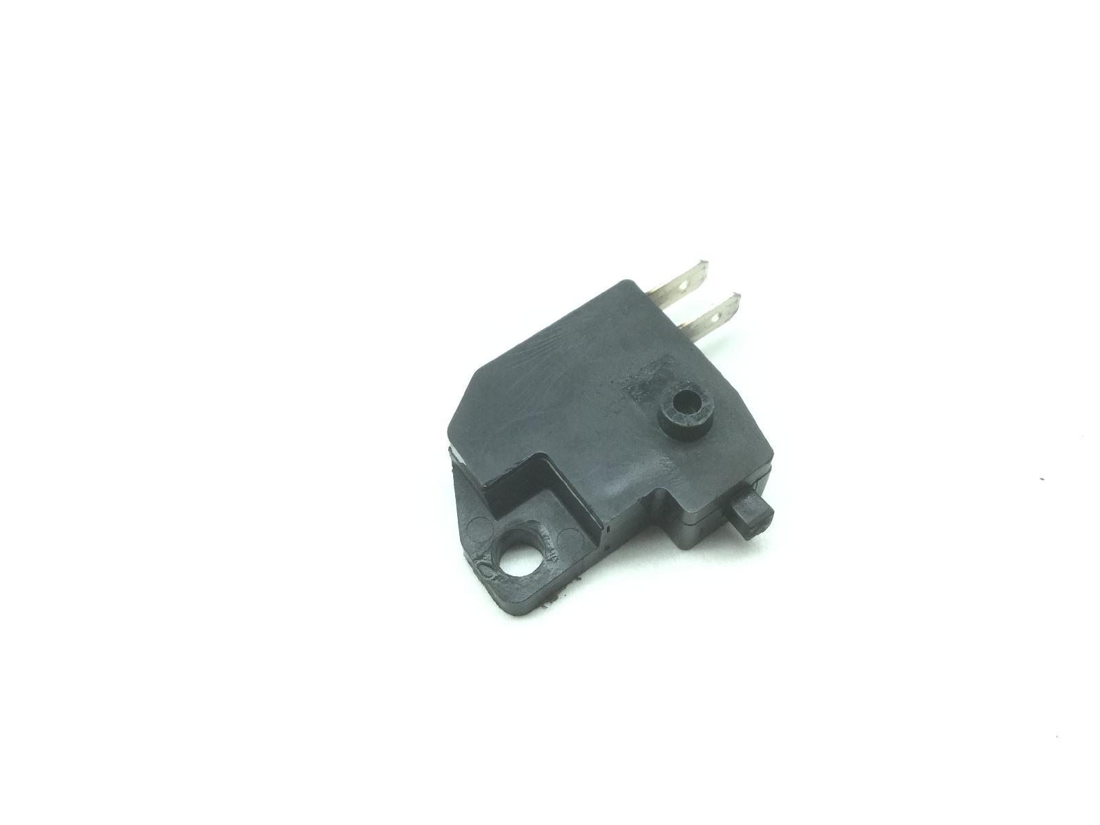Suzuki sixteen 125 sensore micro stop pompa freno anteriore destra 2008 2011 cn111