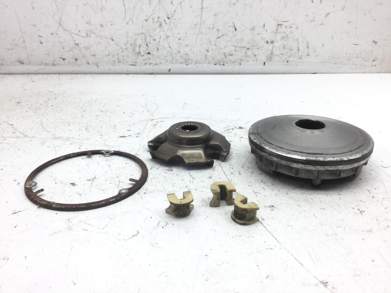 Suzuki sixteen 125 puleggia mobile variatore - no rulli no boccola 2008 2011 cn111