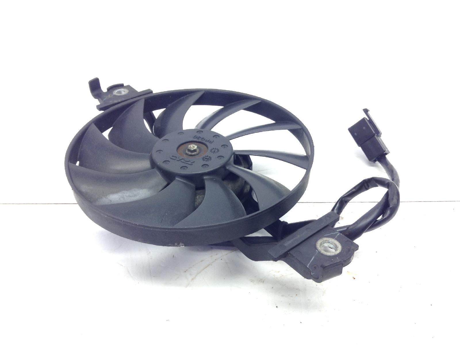 Suzuki sixteen 125 elettroventola radiatore 2008 2011 cn111