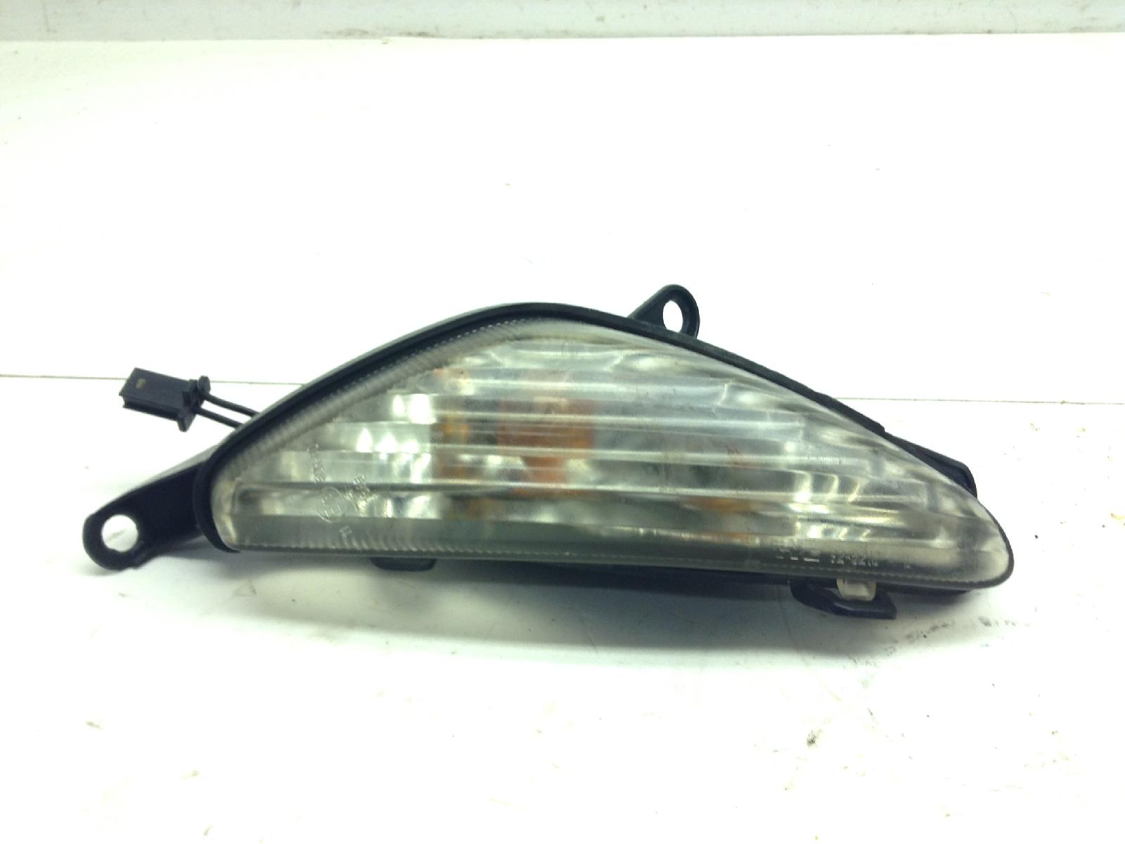 Suzuki sixteen 125 freccia anteriore sinistra 2008 2011 cn111