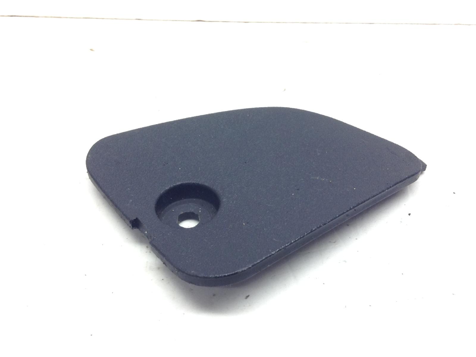 Suzuki sixteen 125 tappo coperchio controscudo retroscudo 2008 2011 cn111