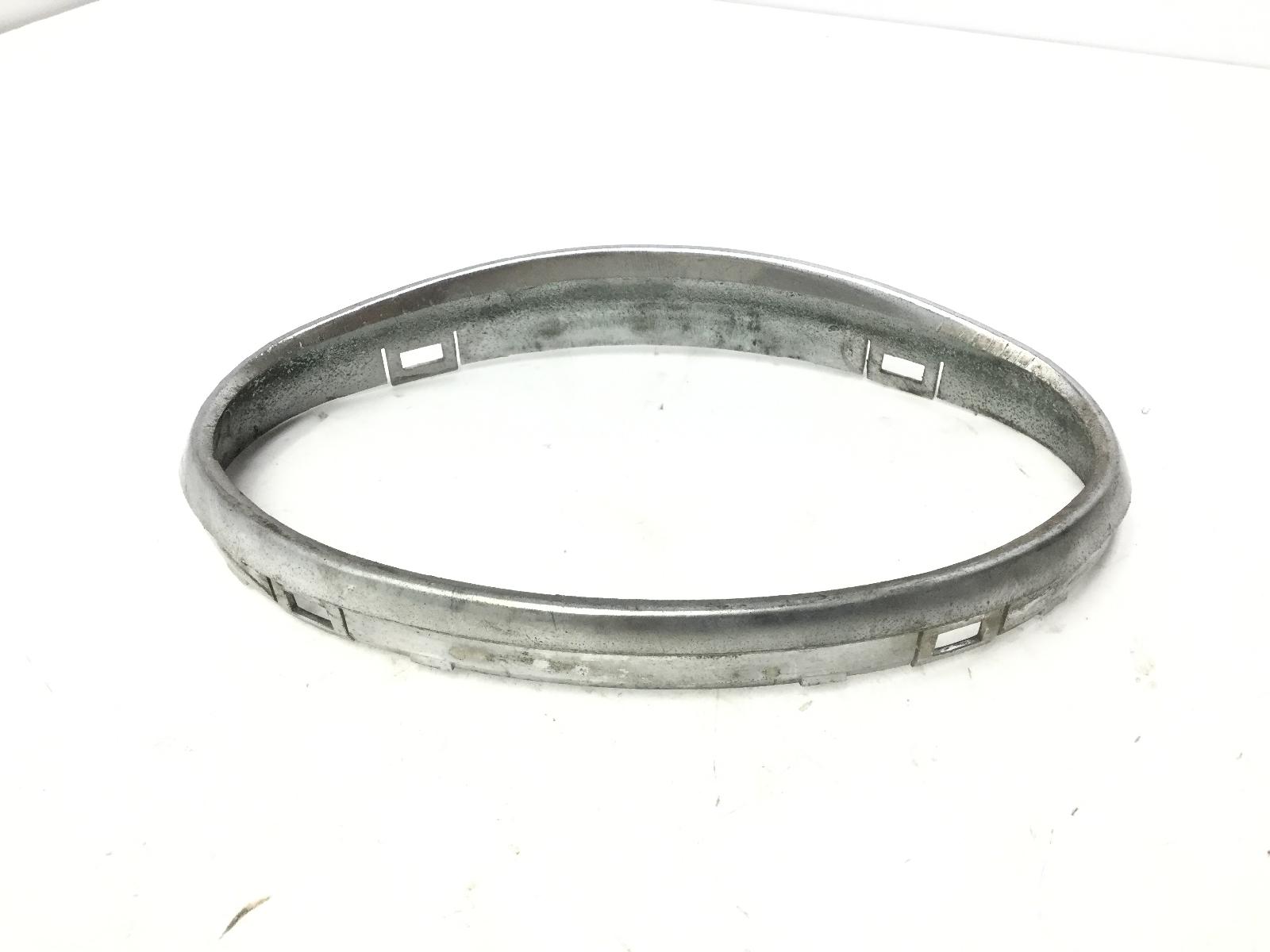 Piaggio vespa et4 50 cornice modanatura faro fanale anteriore 2000 2005 c26100