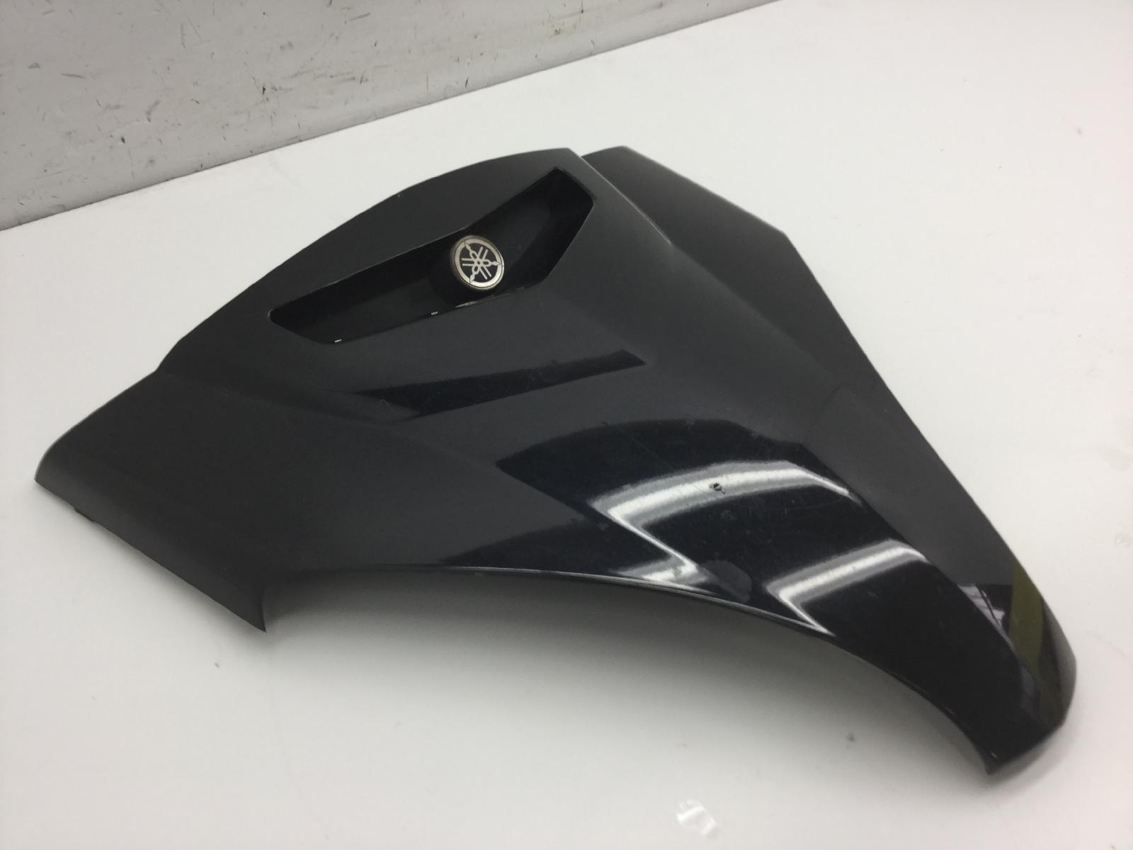 Yamaha x-max 250 carena coperchio scudo anteriore con aletta rotta 2005 2006 sg161