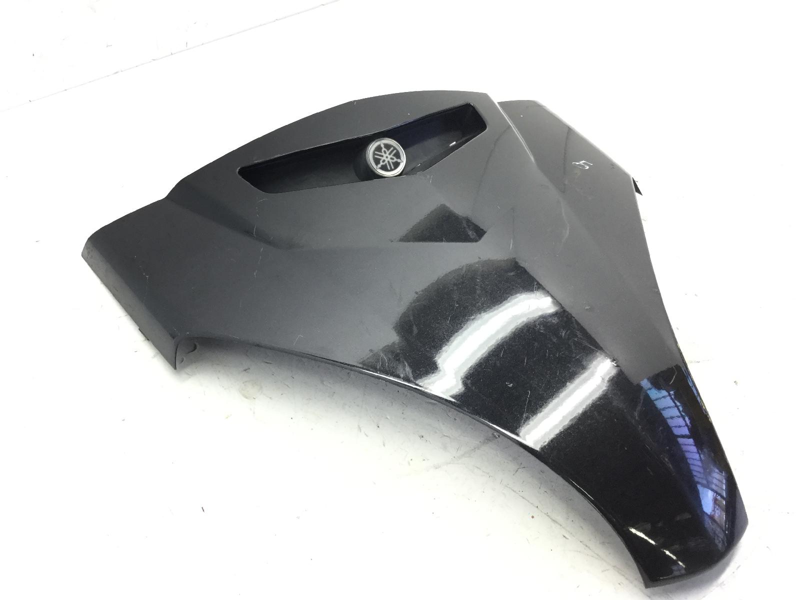 Yamaha x-max 250 carena coperchio scudo anteriore con 2 alette rotte 2005 2006 sg161