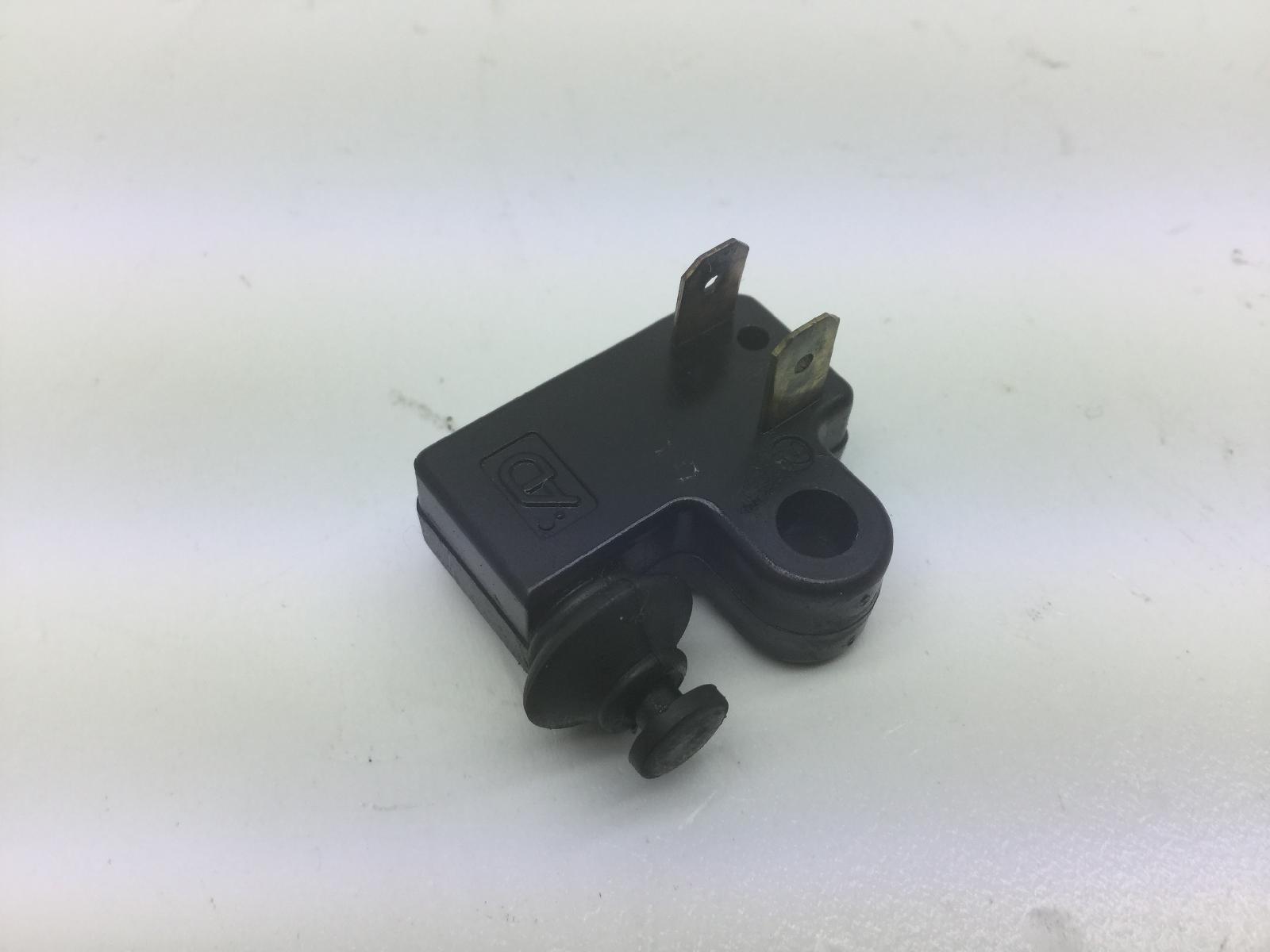 Yamaha x-max 250 sensore stop pompa freno posteriore 2005 2006 sg161