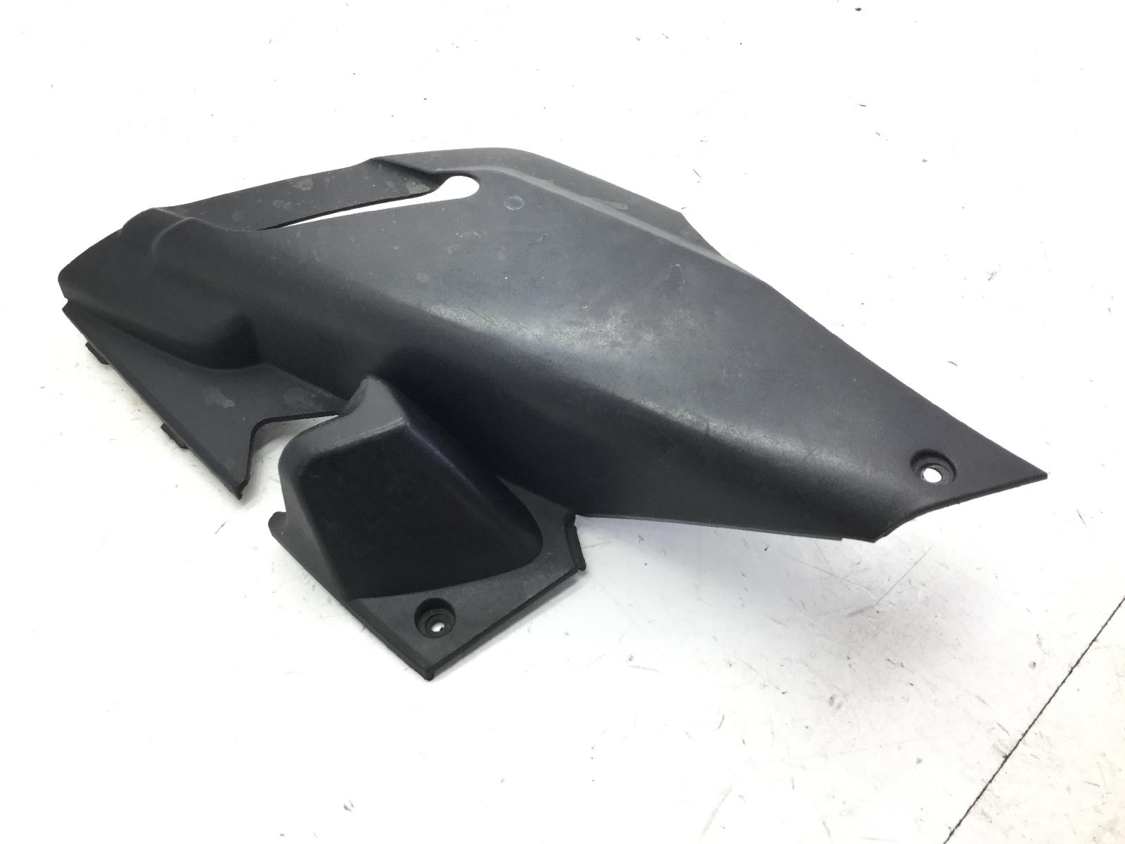 Yamaha x-max 250 carena coperchio posteriore sinistro 2005 2006 sg161
