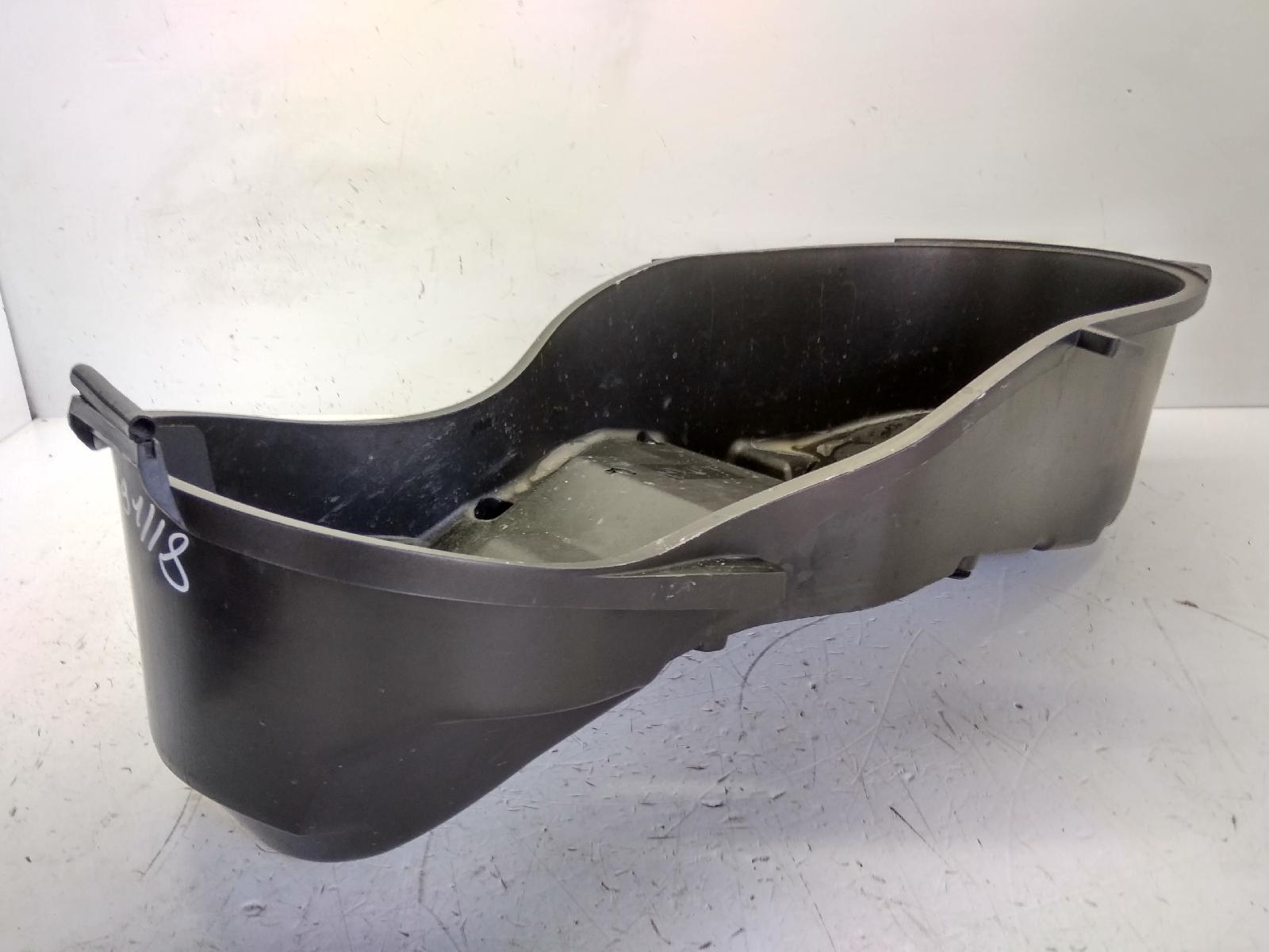 Yamaha x-max 250 carena vano sottosella 2005 2006 sg161