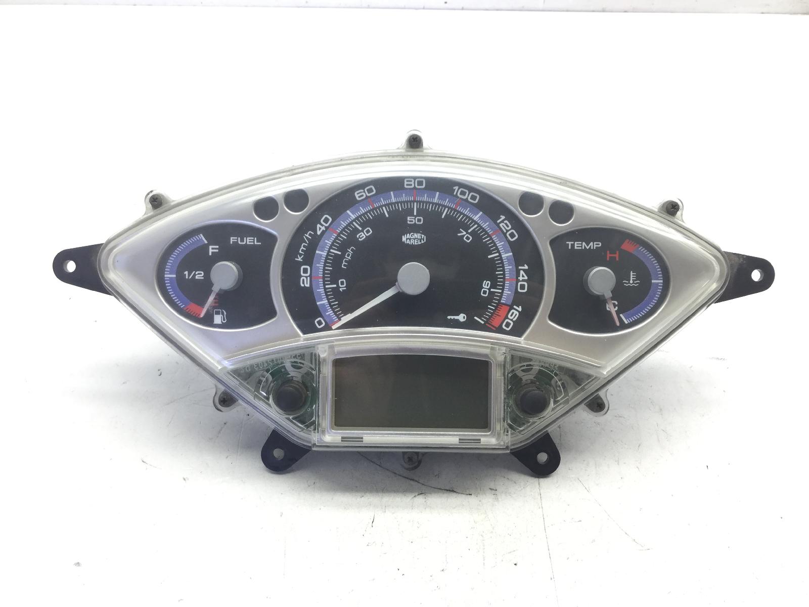 Yamaha x-max 250 strumentazione contachilometri gruppo strumenti 2005 2006 sg161