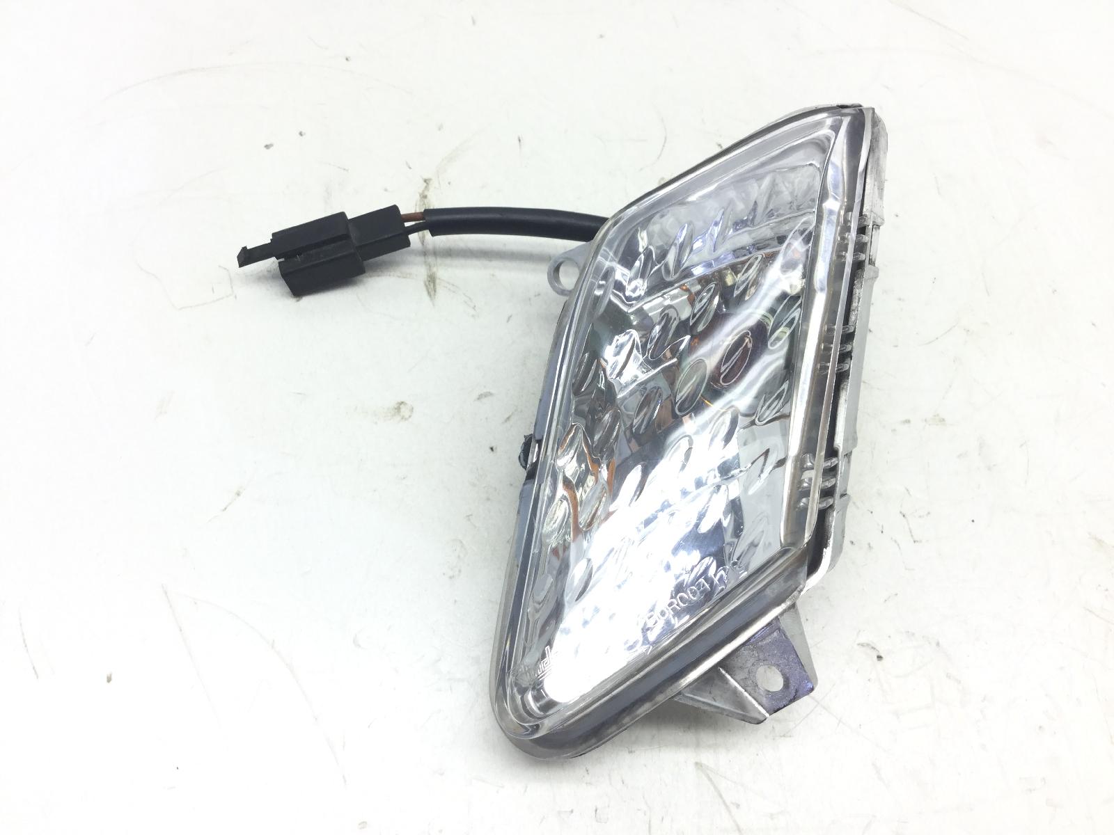 Yamaha x-max 250 freccia anteriore sinistra indicatore lampeggiatore 2005 2006 sg161