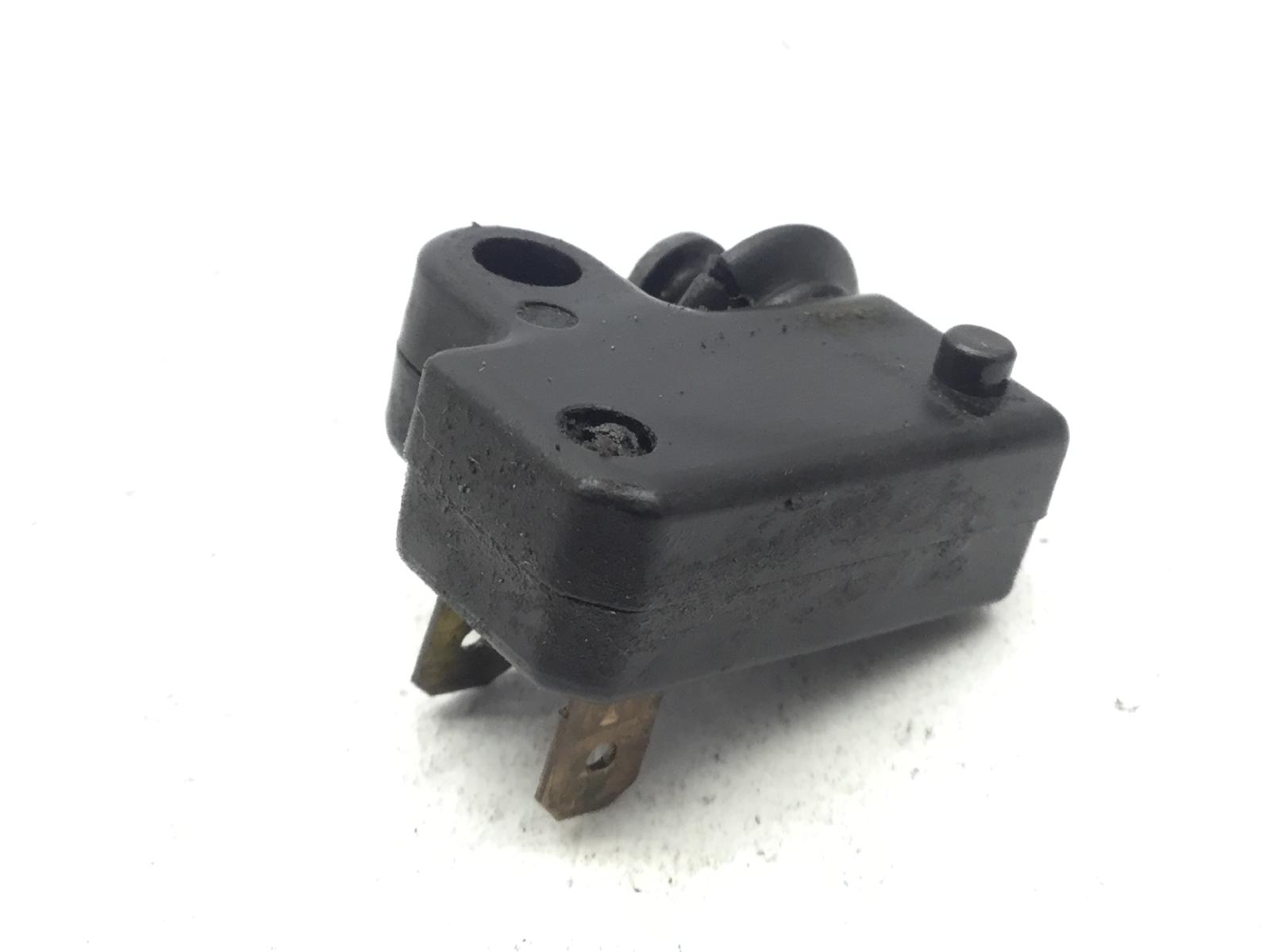 Yamaha x-max 250 sensore stop microstop freno anteriore destro 2005 2006 sg161