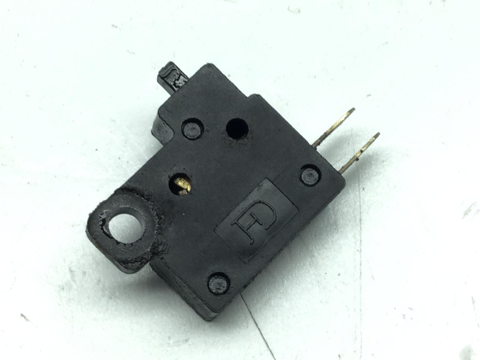 Kymco agility r16 125 pulsante sensore stop microstop freno anteriore 2009 2009 c20000