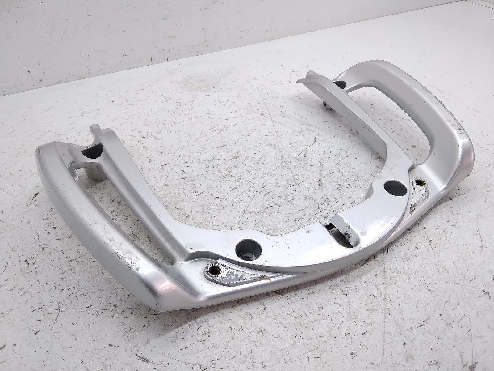 Yamaha xc versity 300 maniglione posteriore con crepa 2004 2006 sh014