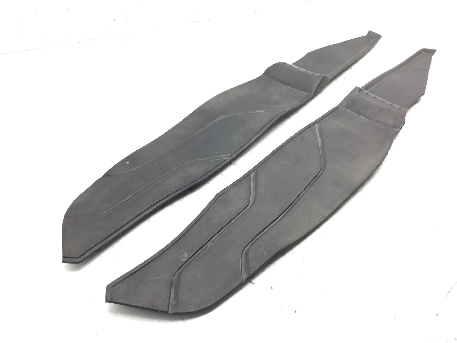 Yamaha xc versity 300 coppia tappetini pedana pavimento poggiapiedi 2004 2006 sh014