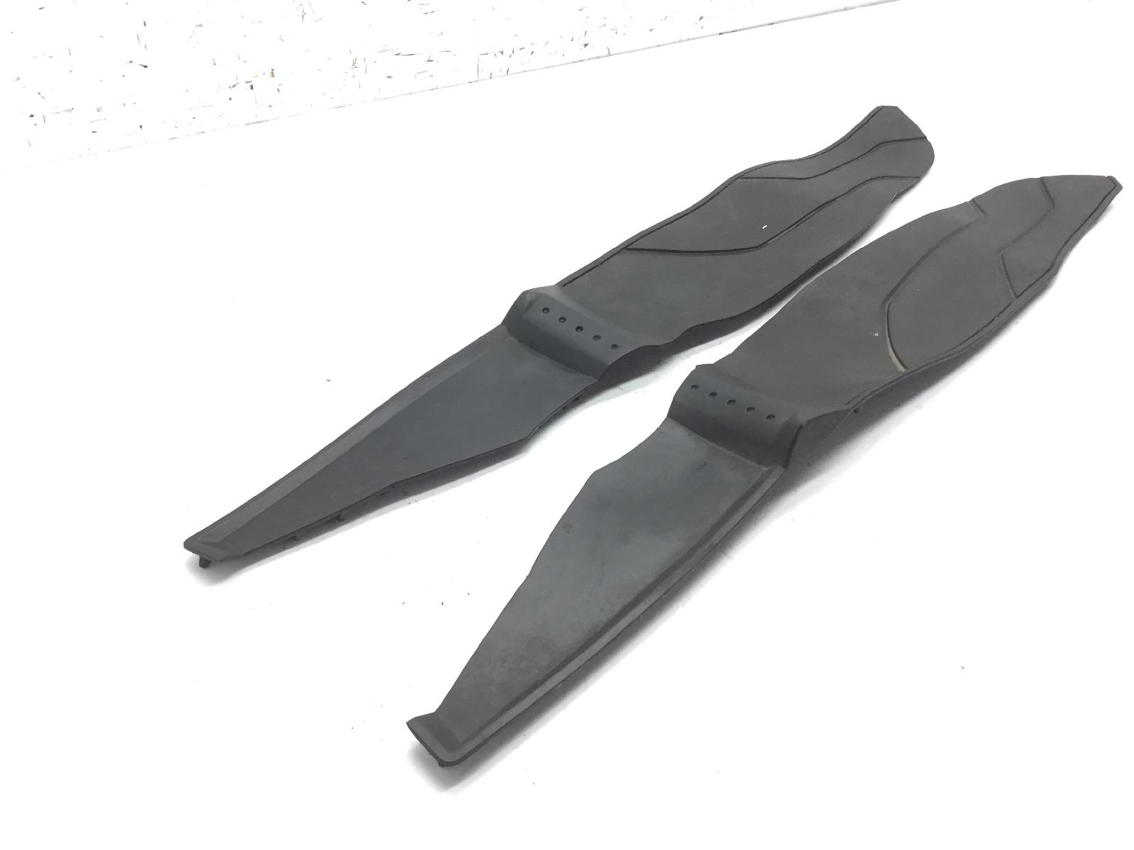 Yamaha xc versity 300 coppia tappetini pedana pavimento poggiapiedi 2004 2006 sh014