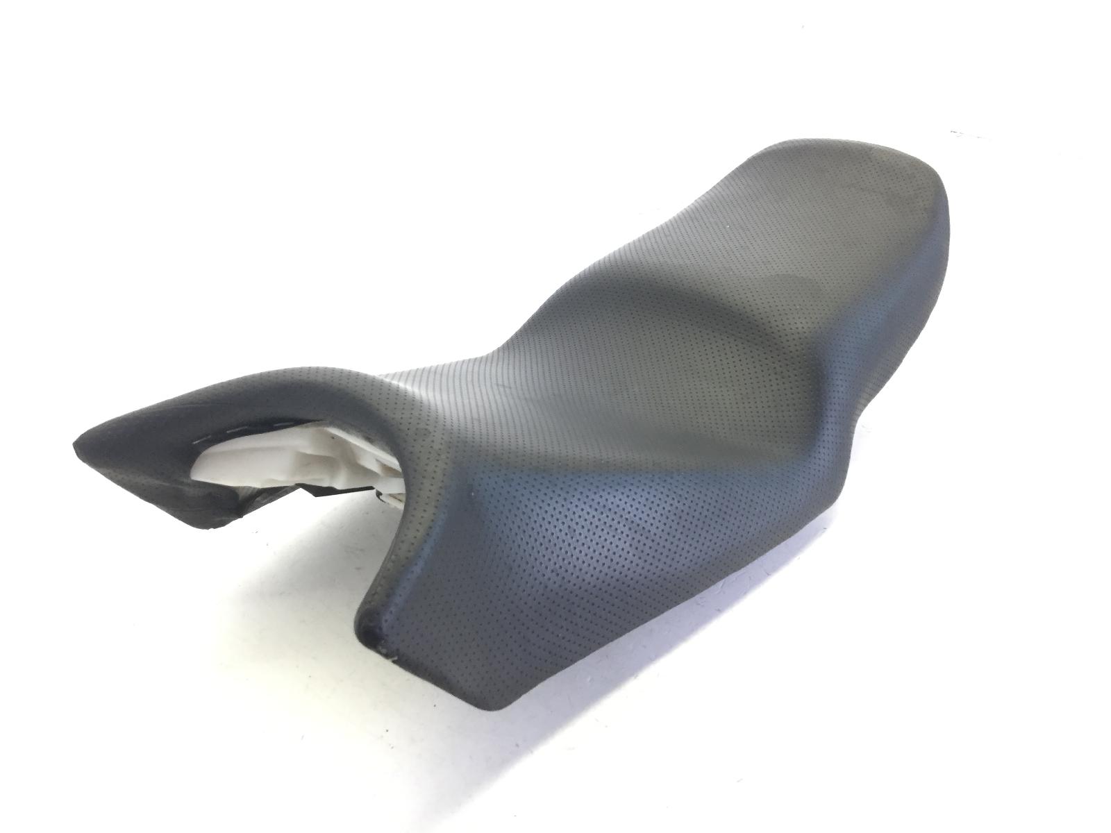 Yamaha fz6 fazer 600 sella saddle - piccoli difetti su fodera 2006 2006 rj071