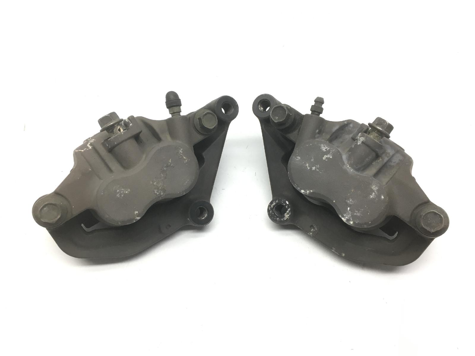 Yamaha fz6 fazer 600 coppia pinze freno anteriore 84 mm interasse fori 2006 2006 rj071