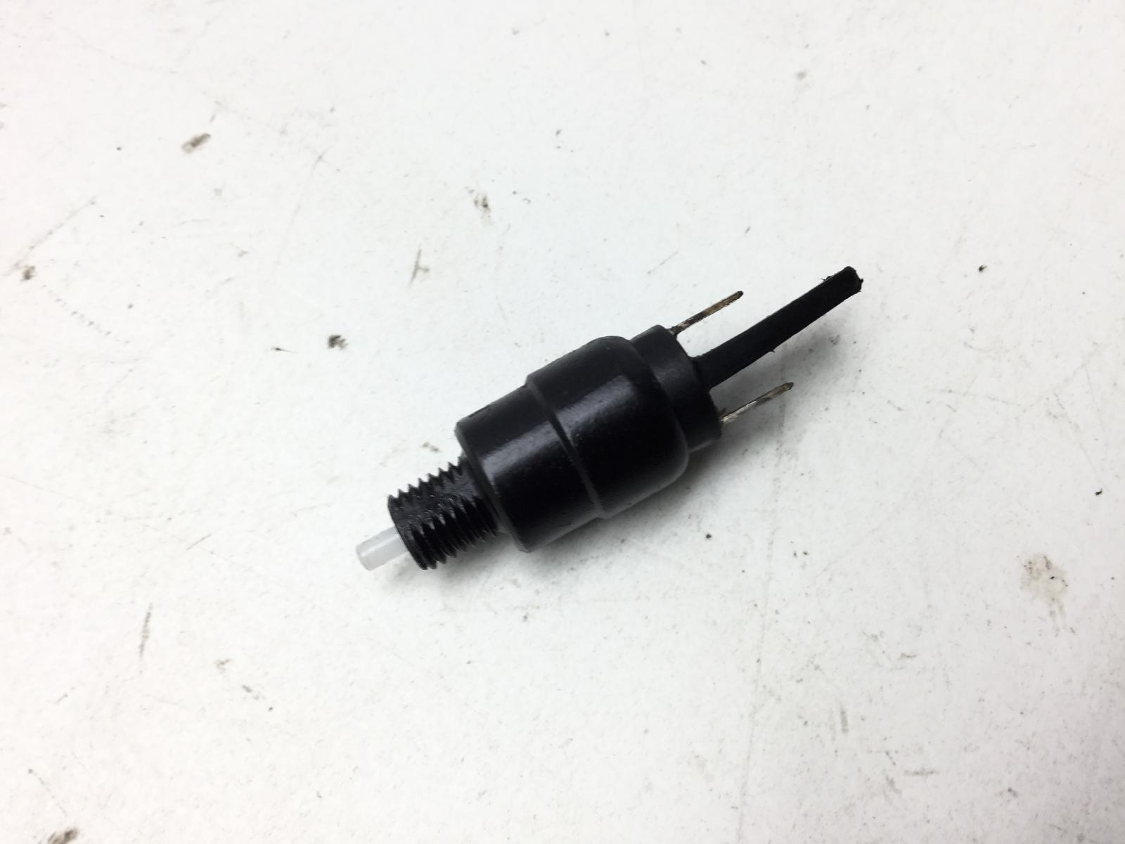 Aprilia scarabeo rotax 200 sensore stop microstop freno posteriore 2001 2003 sd000