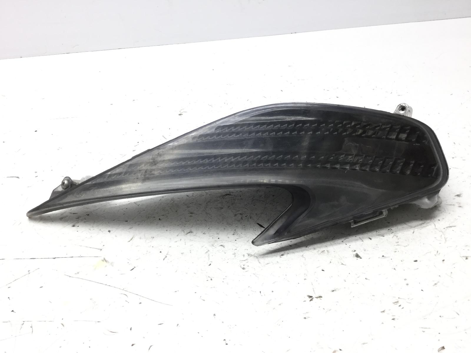 Aprilia atlantic 300 freccia anteriore sinistra attacco rotto 2010 2014 spg00
