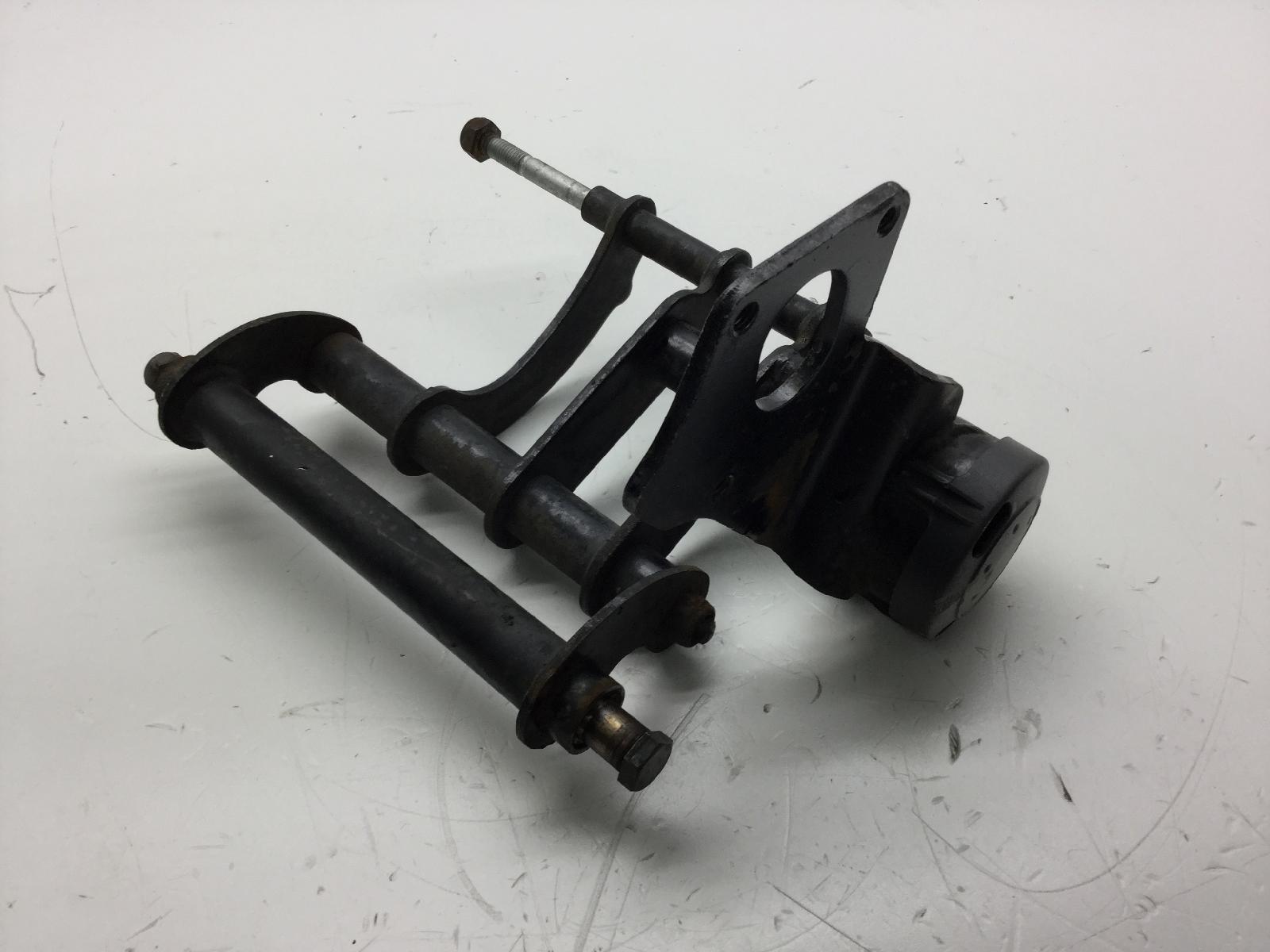 Piaggio zip 4t 50 staffa supporto motore 2006 2013 lbmc25c