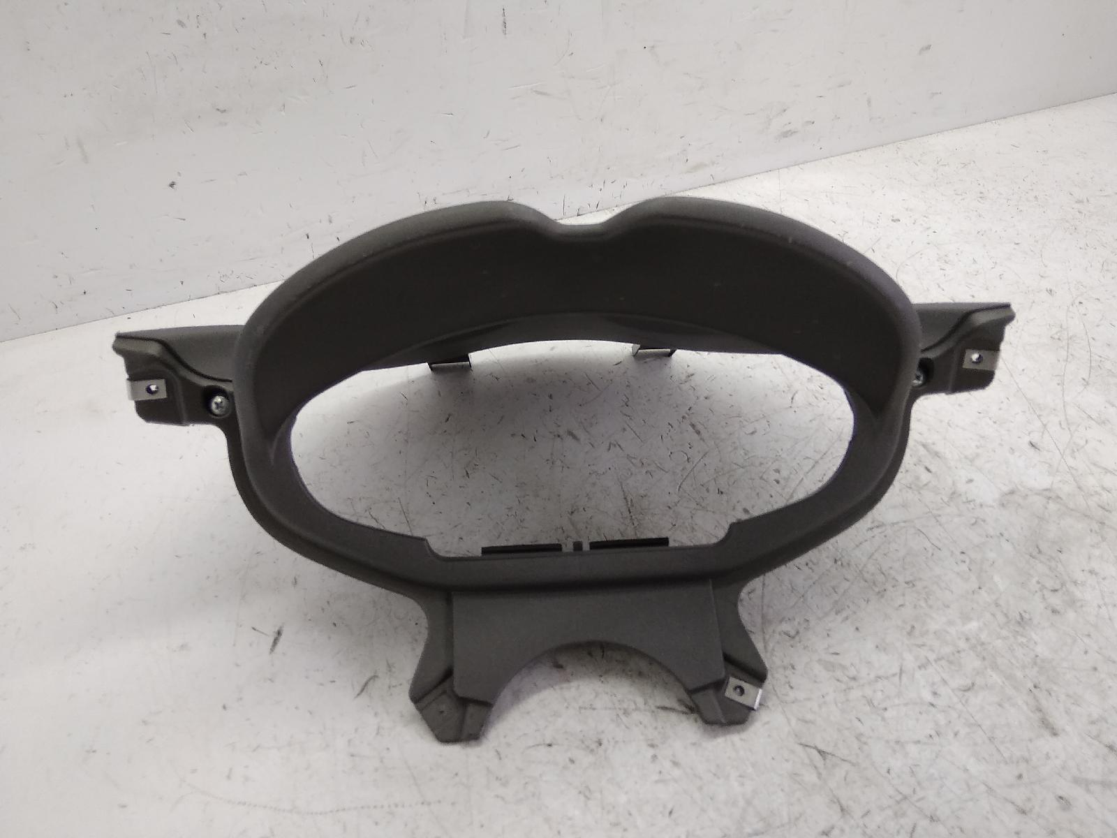 Piaggio x8 200 carena supporto strumentazione 2005 2007 m36200