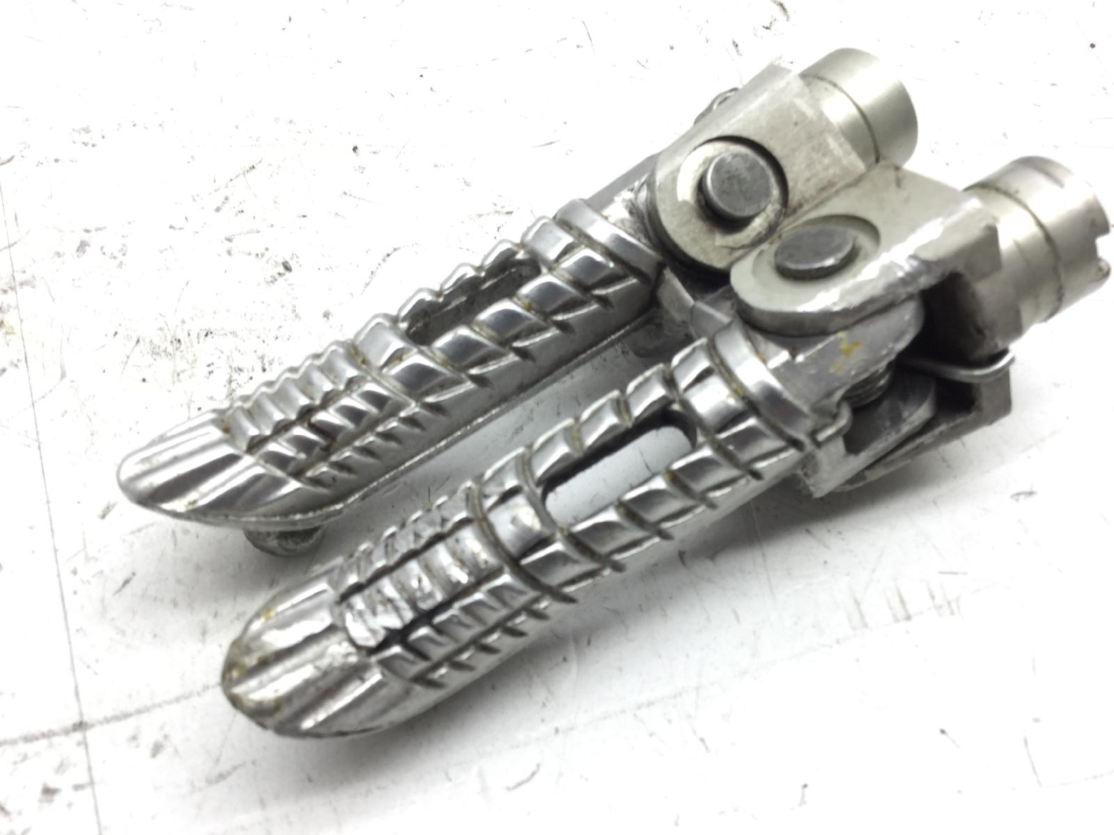 Suzuki gsx-r k5 k6 1000 coppia pedane con supporti 2005 2006 b6111