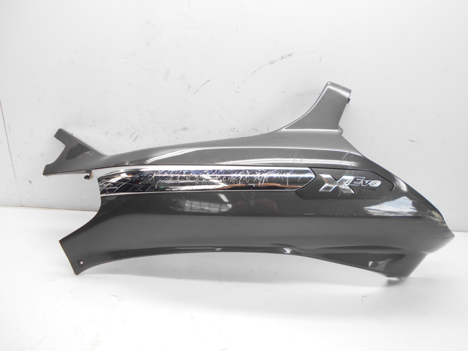 Piaggio x evo i 250 carena posteriore fiancata sinistra * 2007 2013 m36401