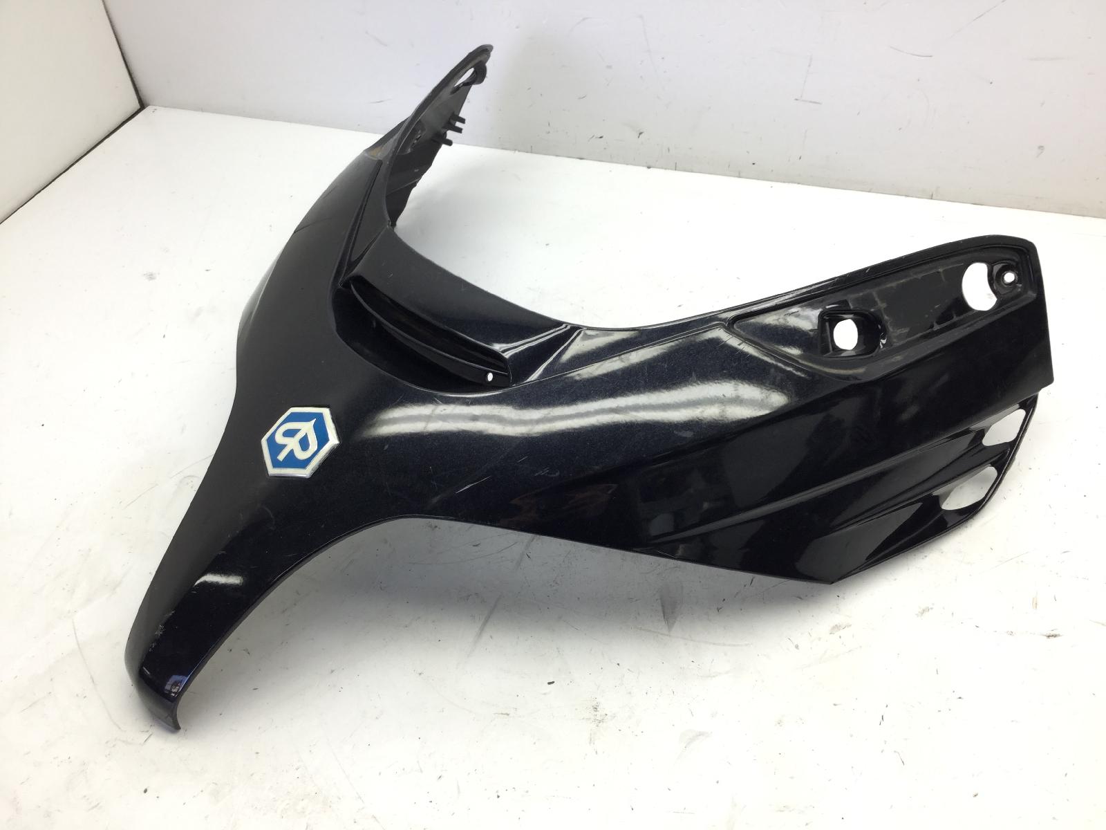 Piaggio x evo i 250 carena coperchio scudo anteriore crepa su attacco 2007 2013 m36401