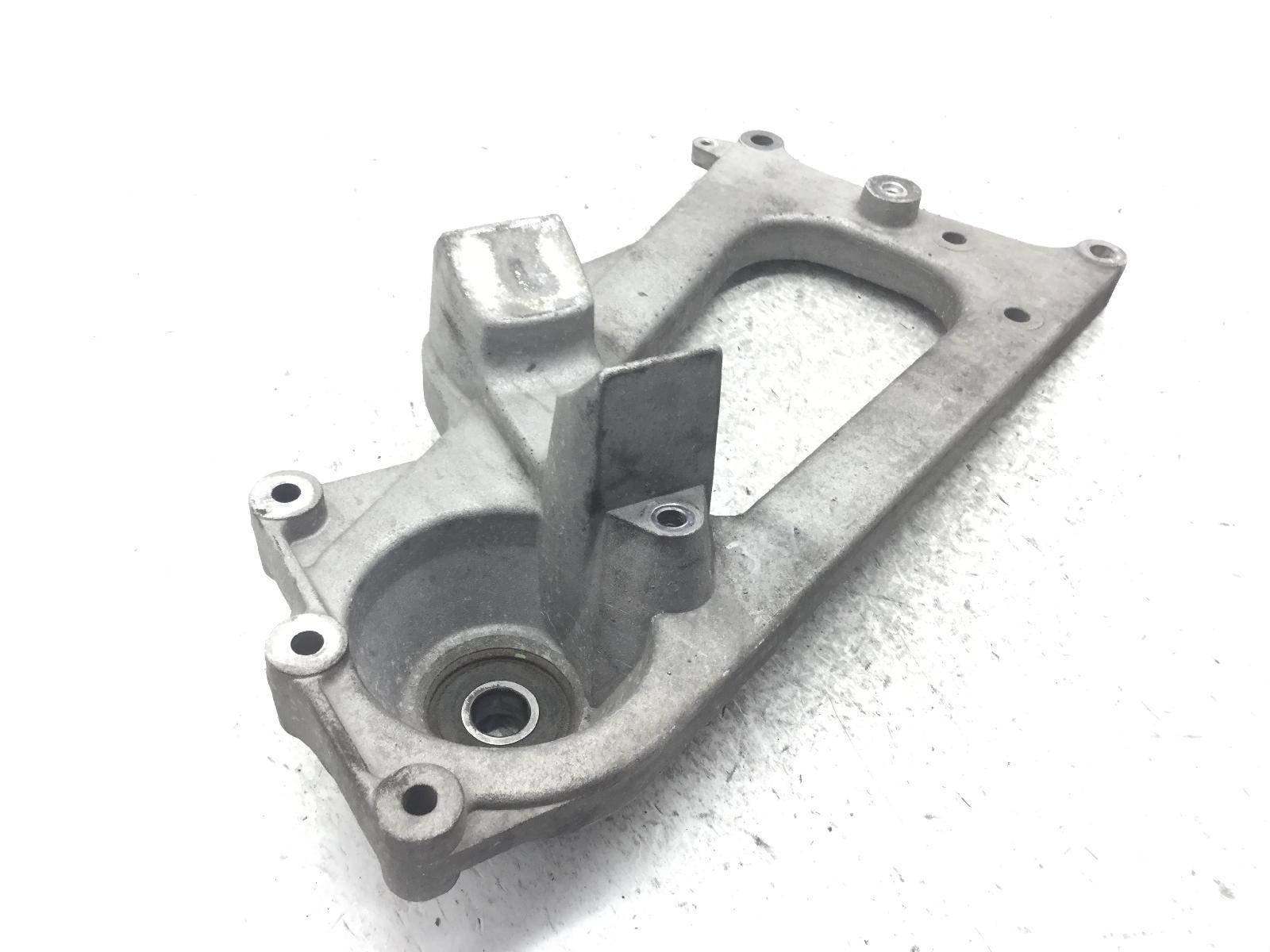 Aprilia scarabeo light 400 staffa supporto scarico marmitta 2006 2008 vr000