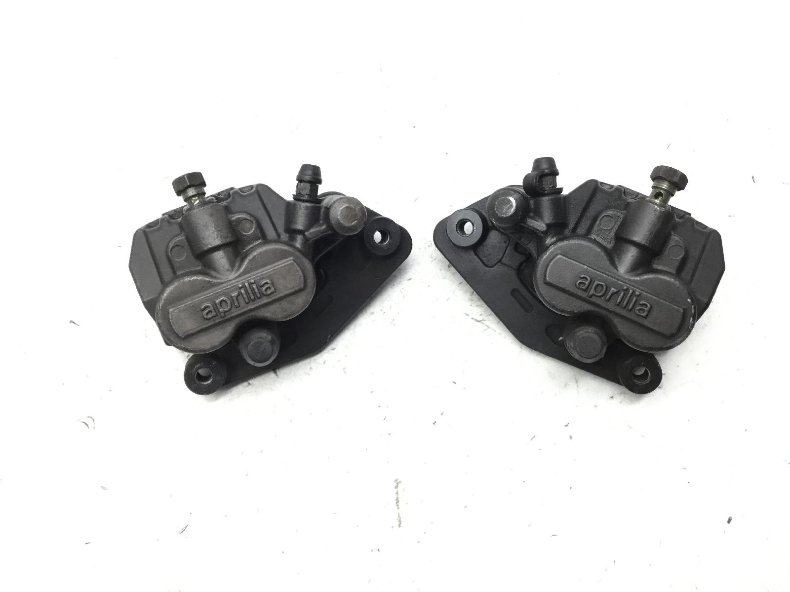 Aprilia scarabeo light 400 coppia pinze freno anteriore 103 mm interasse 2006 2008 vr000