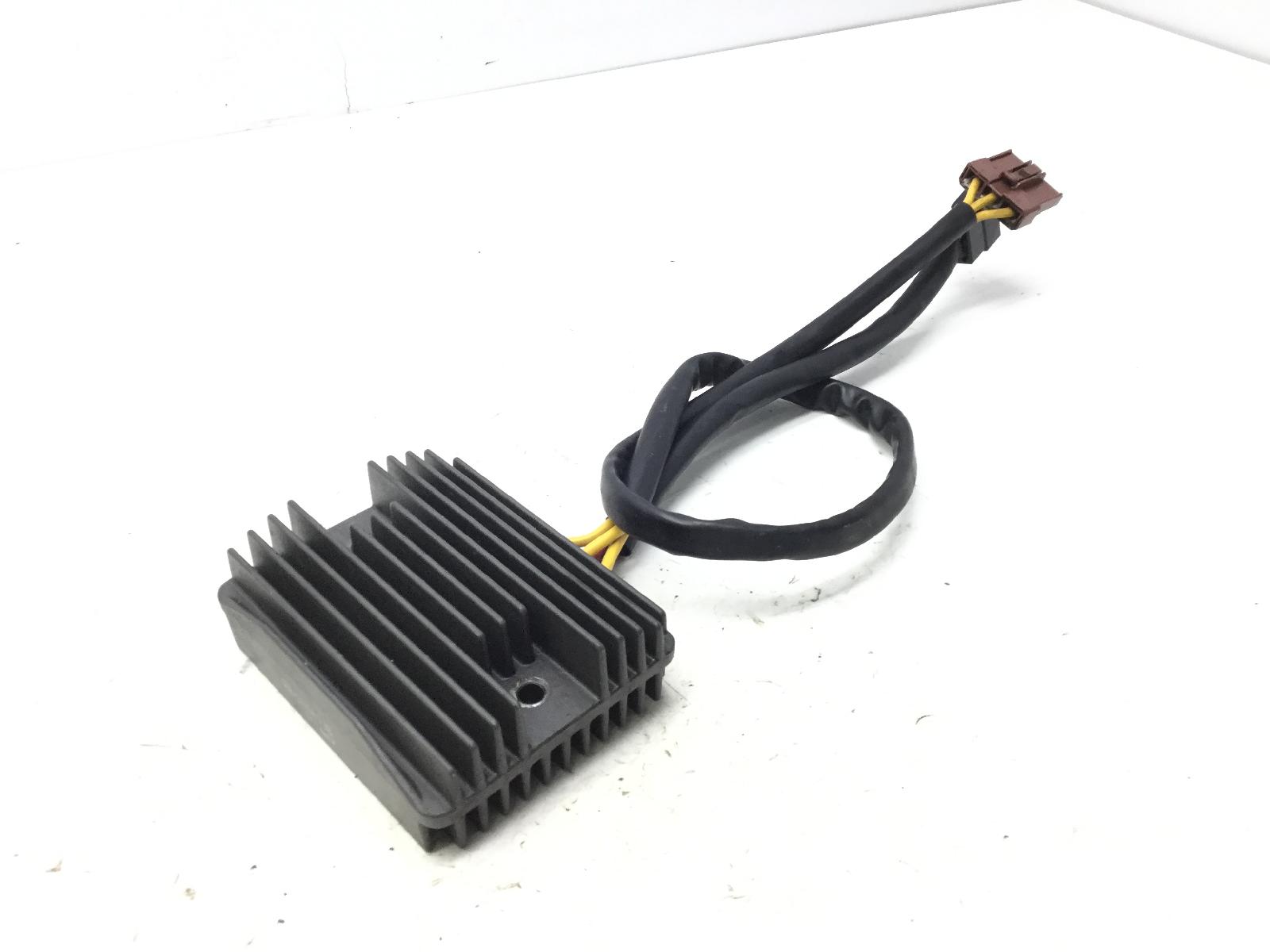 Aprilia scarabeo light 400 regolatore di tensione 2006 2008 vr000