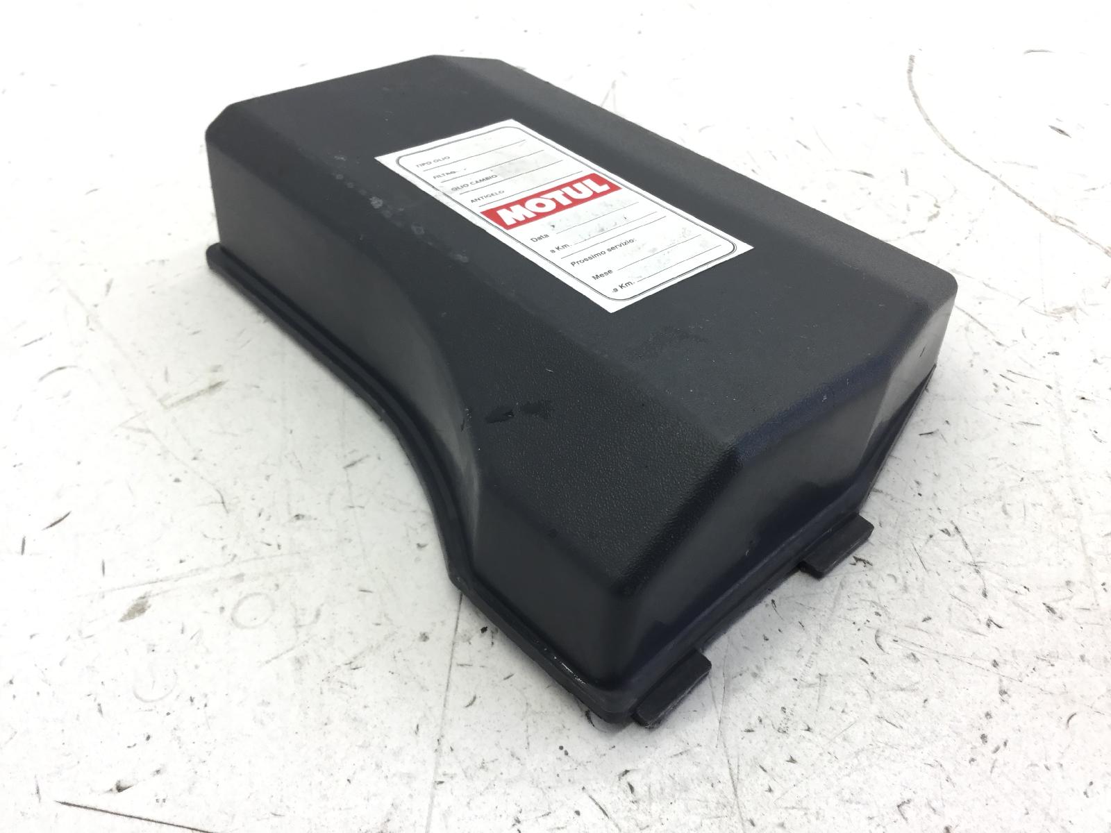 Piaggio liberty 4t 50 carena tappo coperchio vano batteria 2005 2008 c42400