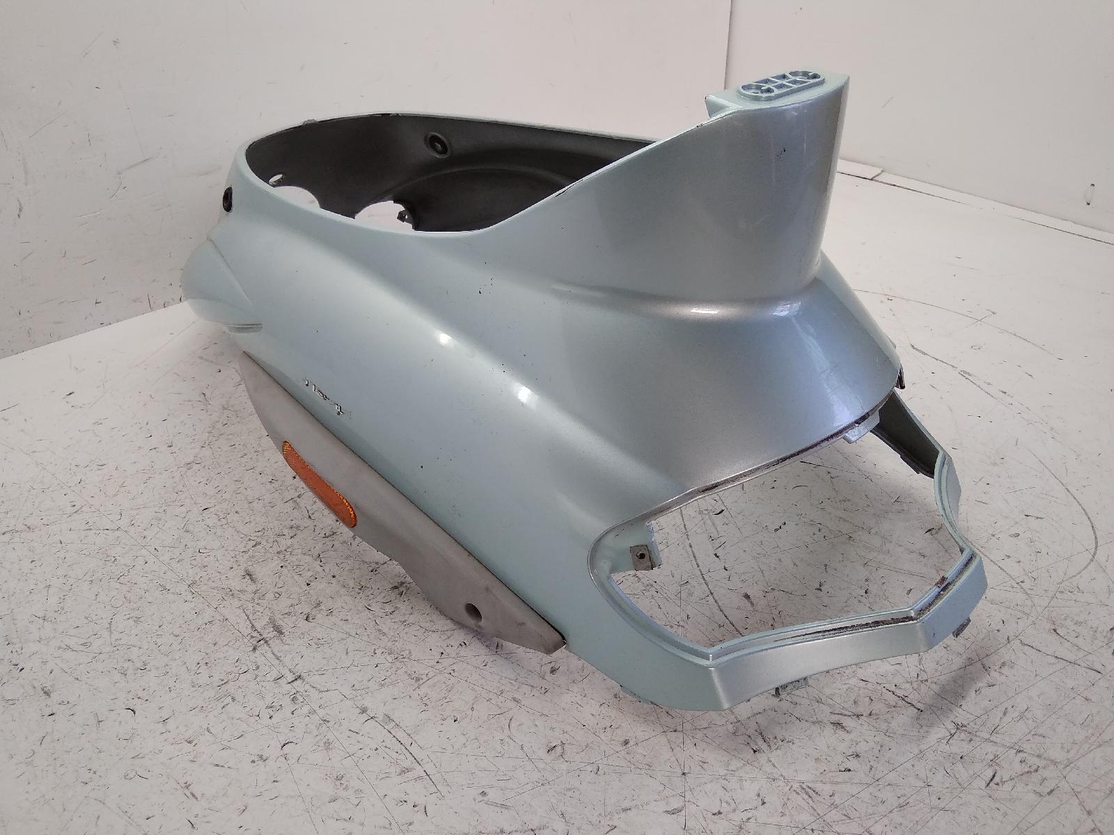 Piaggio liberty 4t 50 carena fiancate coda codone posteriore 2005 2008 c42400