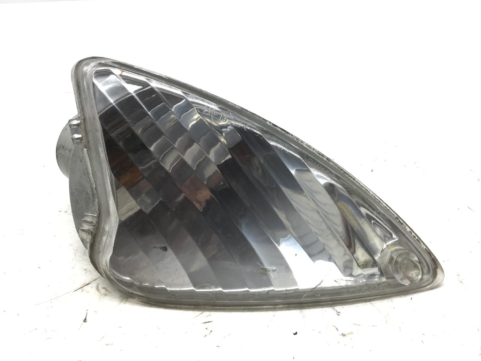 Piaggio liberty 4t 50 freccia anteriore destra lampeggiatore con crepe 2005 2008 c42400