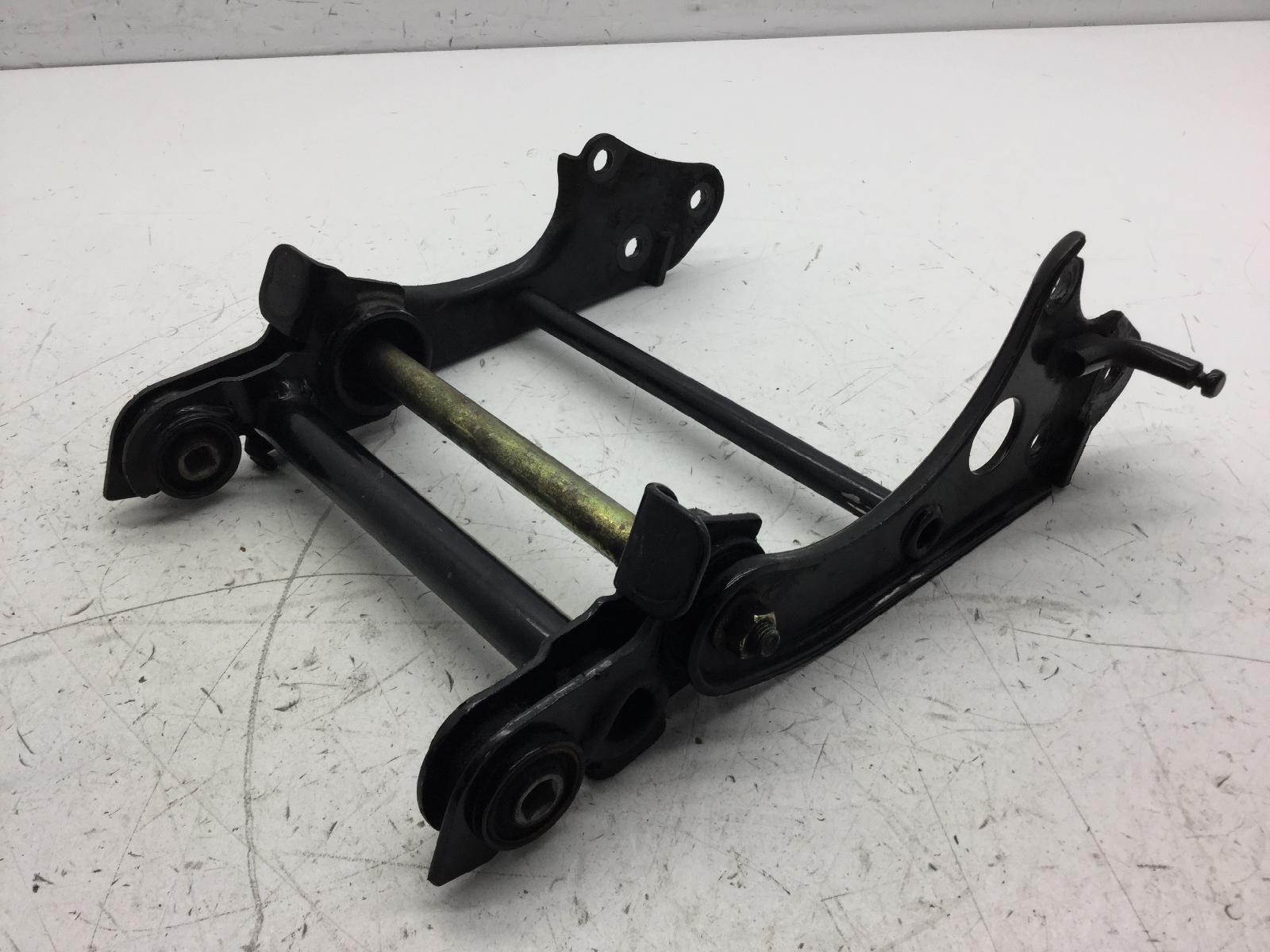Yamaha majesty yp 180 staffa supporto motore 2003 2006 sg121