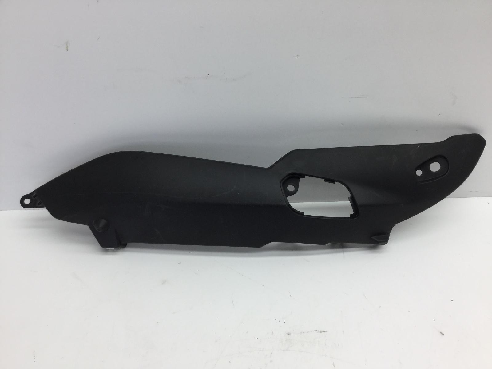 Bmw r 1200 r 1170 carena fianchetto posteriore destro lievi segni 2006 2011 wb10378047.......