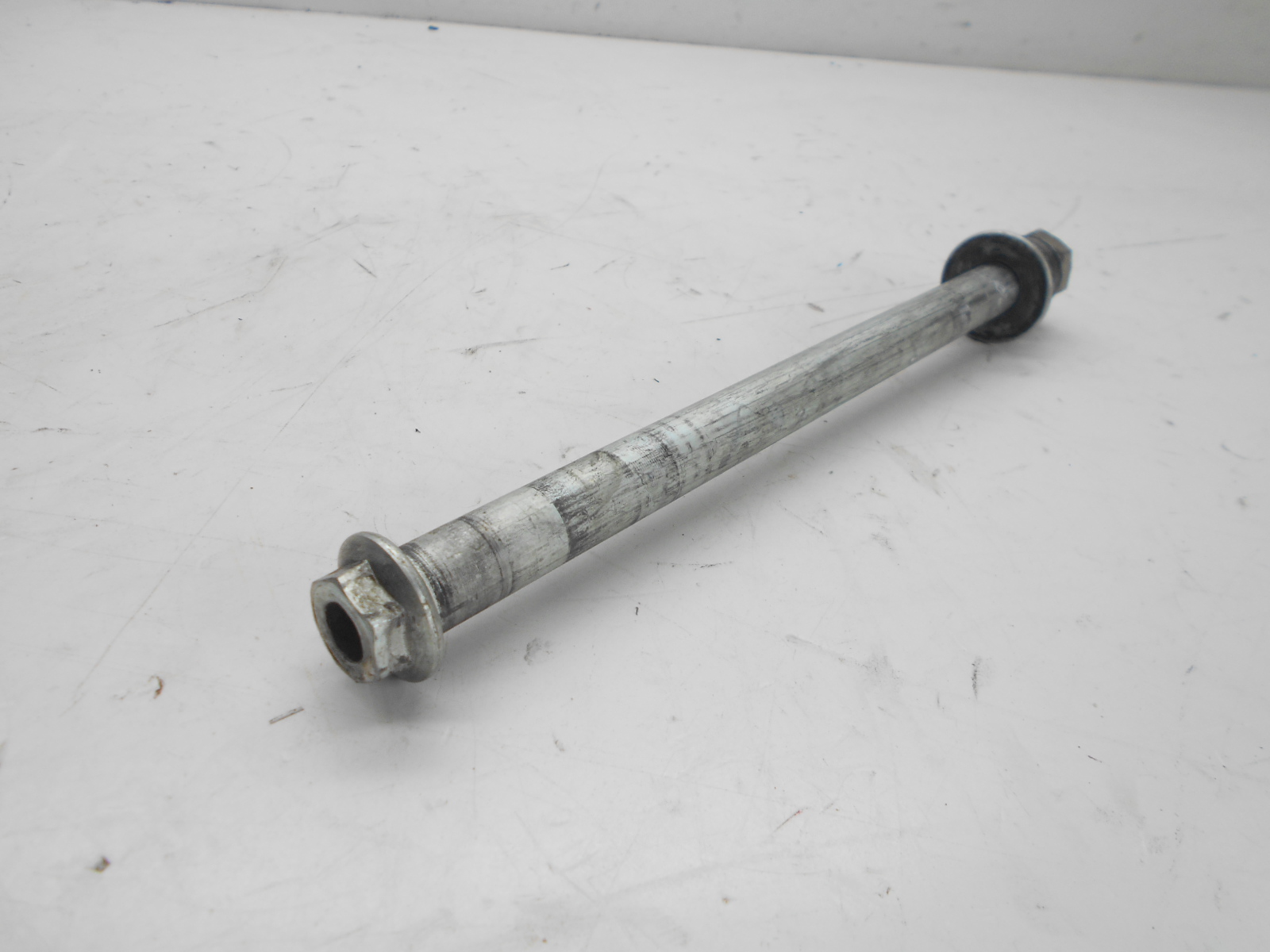 Honda vtr f2 firestorm 1000 perno ruota posteriore 2002 2002 jh2sc36a