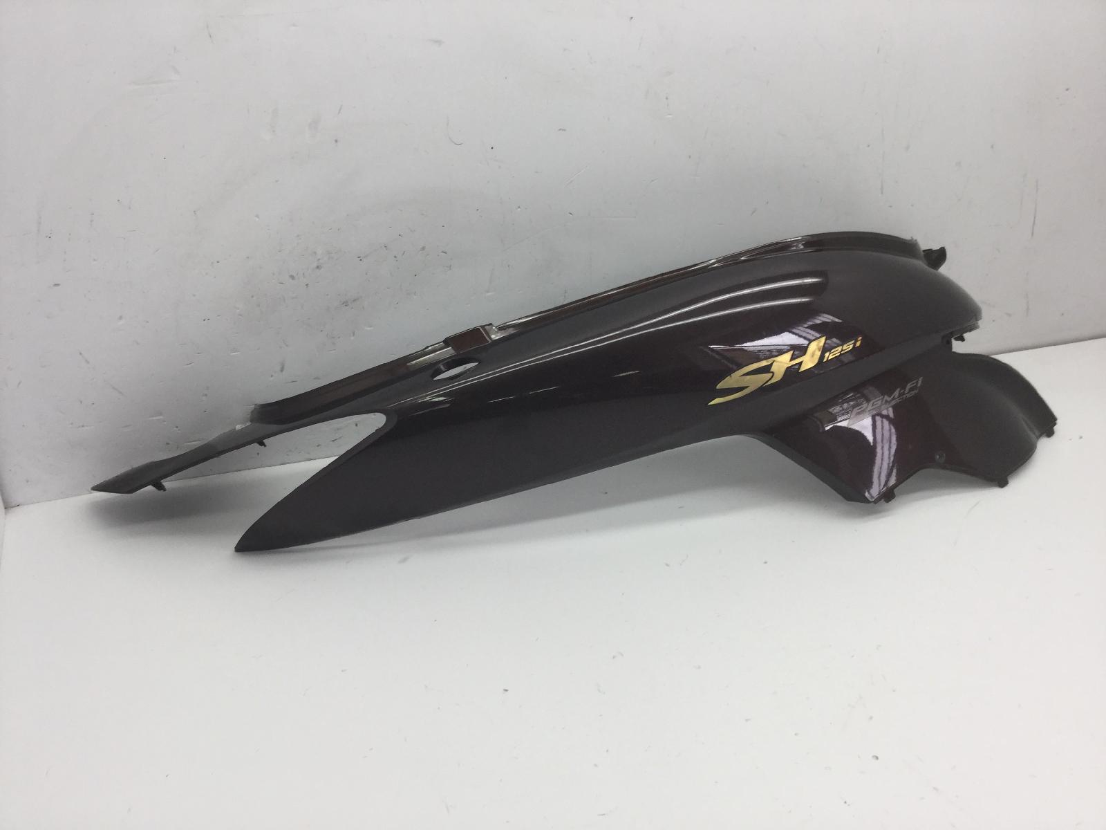 Honda sh i 125 carena fiancata posteriore destra con 3 alette rotte 2006 2006 jf14a