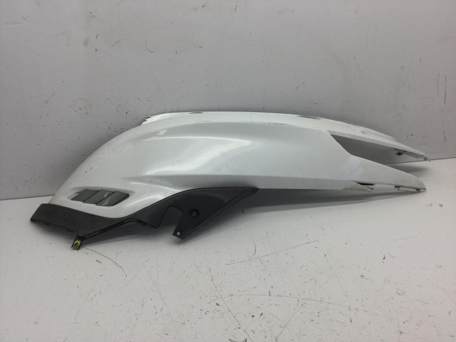 Kymco people gti 300 carena fiancata posteriore sinistra con aletta rotta 2010 2010 v40000