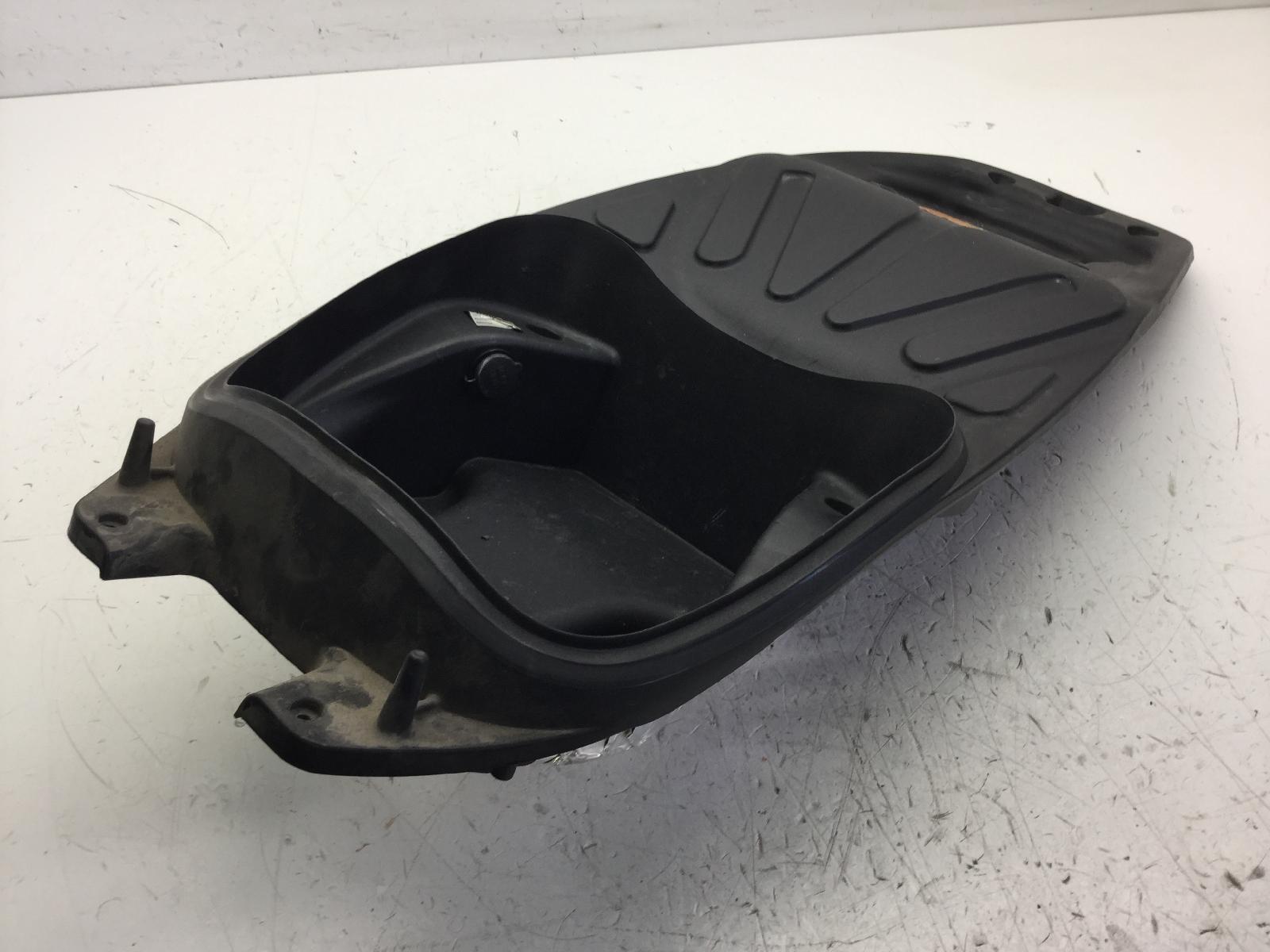 Kymco people gti 300 carena vano sottosella 2010 2010 v40000