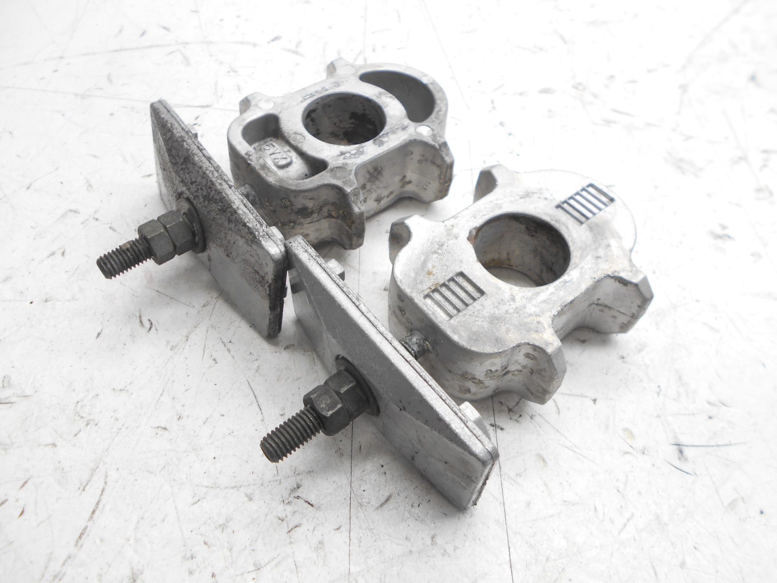 Yamaha fz6 600 coppia registri tendicatena forcellone ruota posteriore 2004 2005 rj074