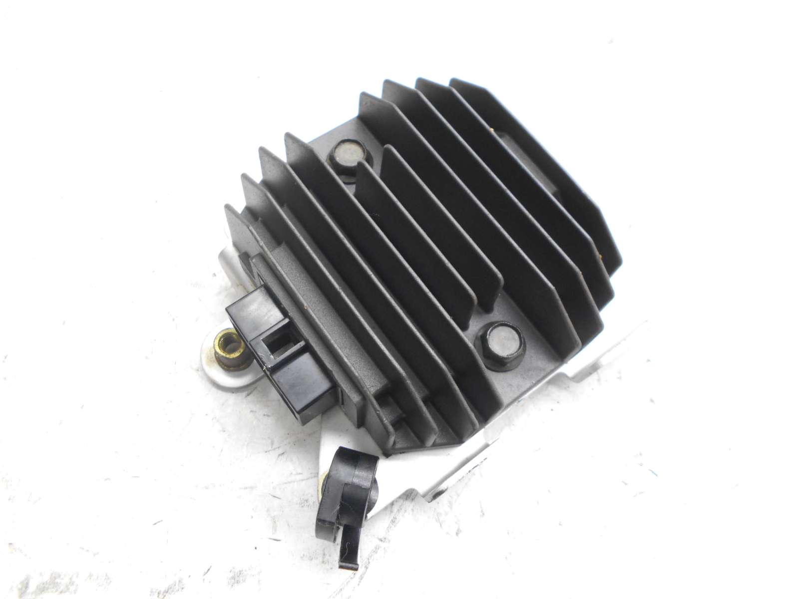 Yamaha fz6 600 regolatore di tensione 2004 2005 rj074