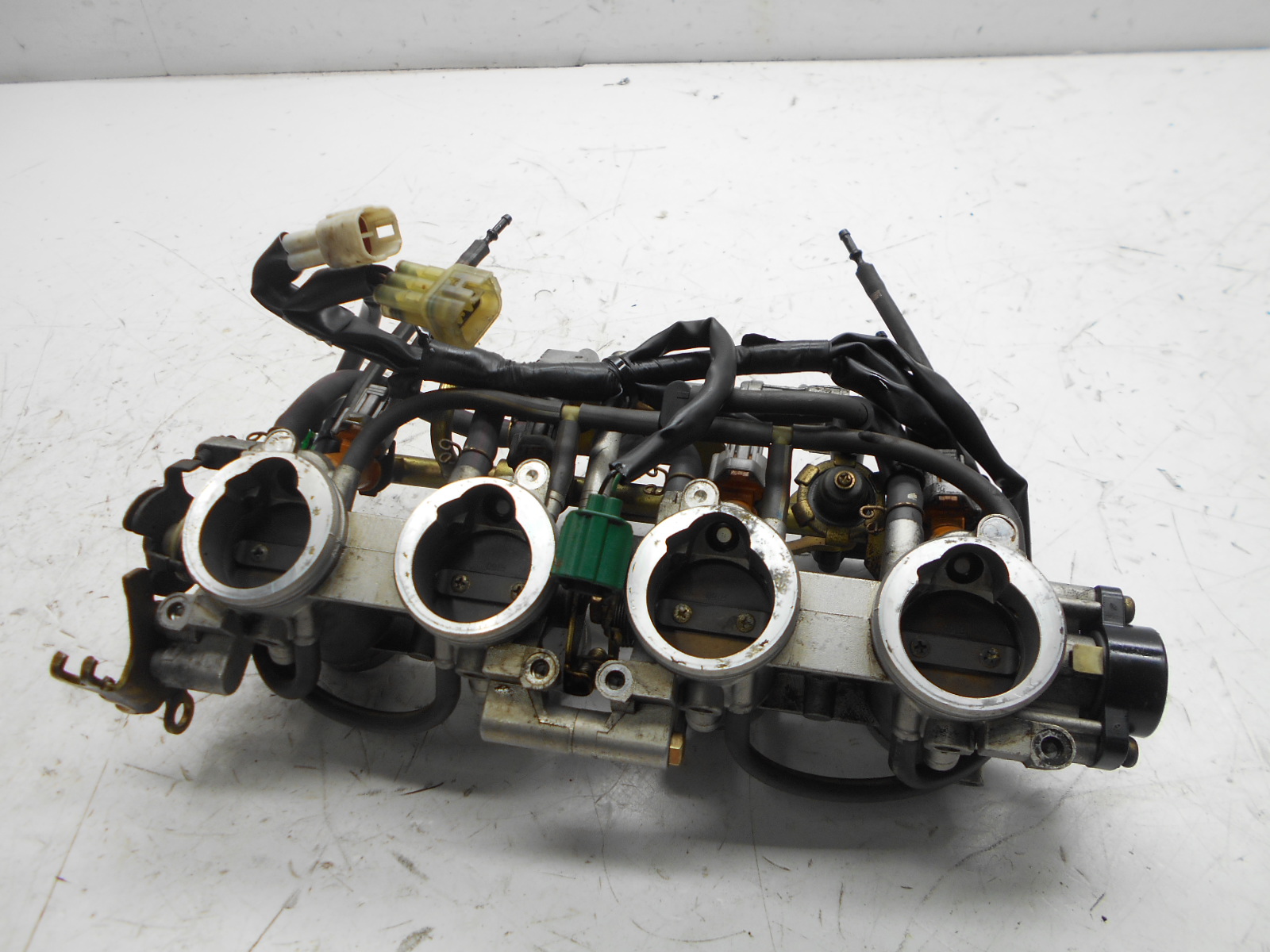 Yamaha fz6 600 gruppo corpo farfallato + iniettori 2004 2005 rj074