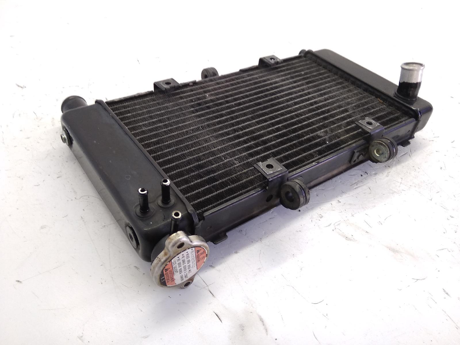 Yamaha fz6 600 radiatore e tappo 2004 2005 rj074